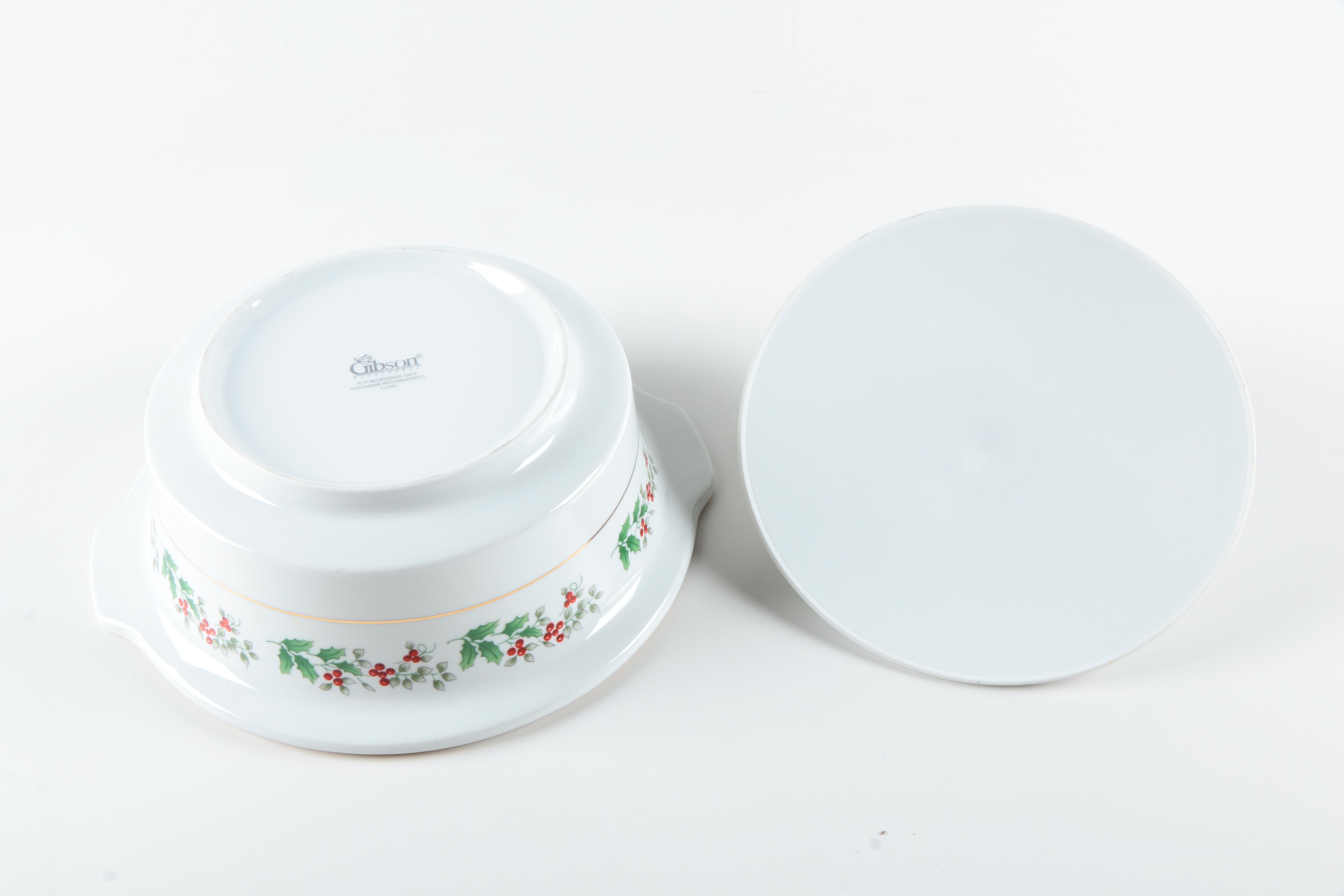 Gibson Designs "Christmas Charm" Serveware