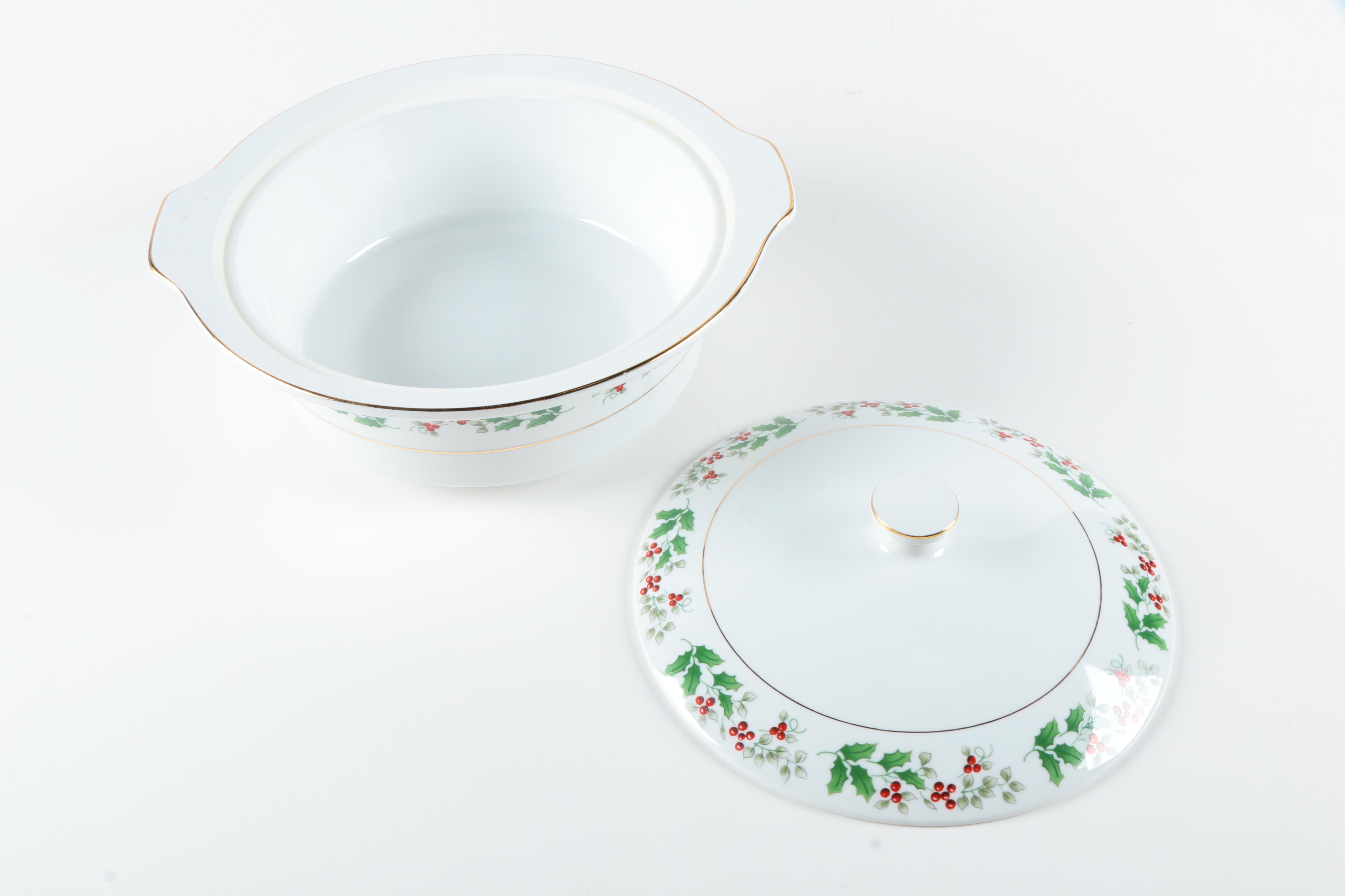 Gibson Designs "Christmas Charm" Serveware