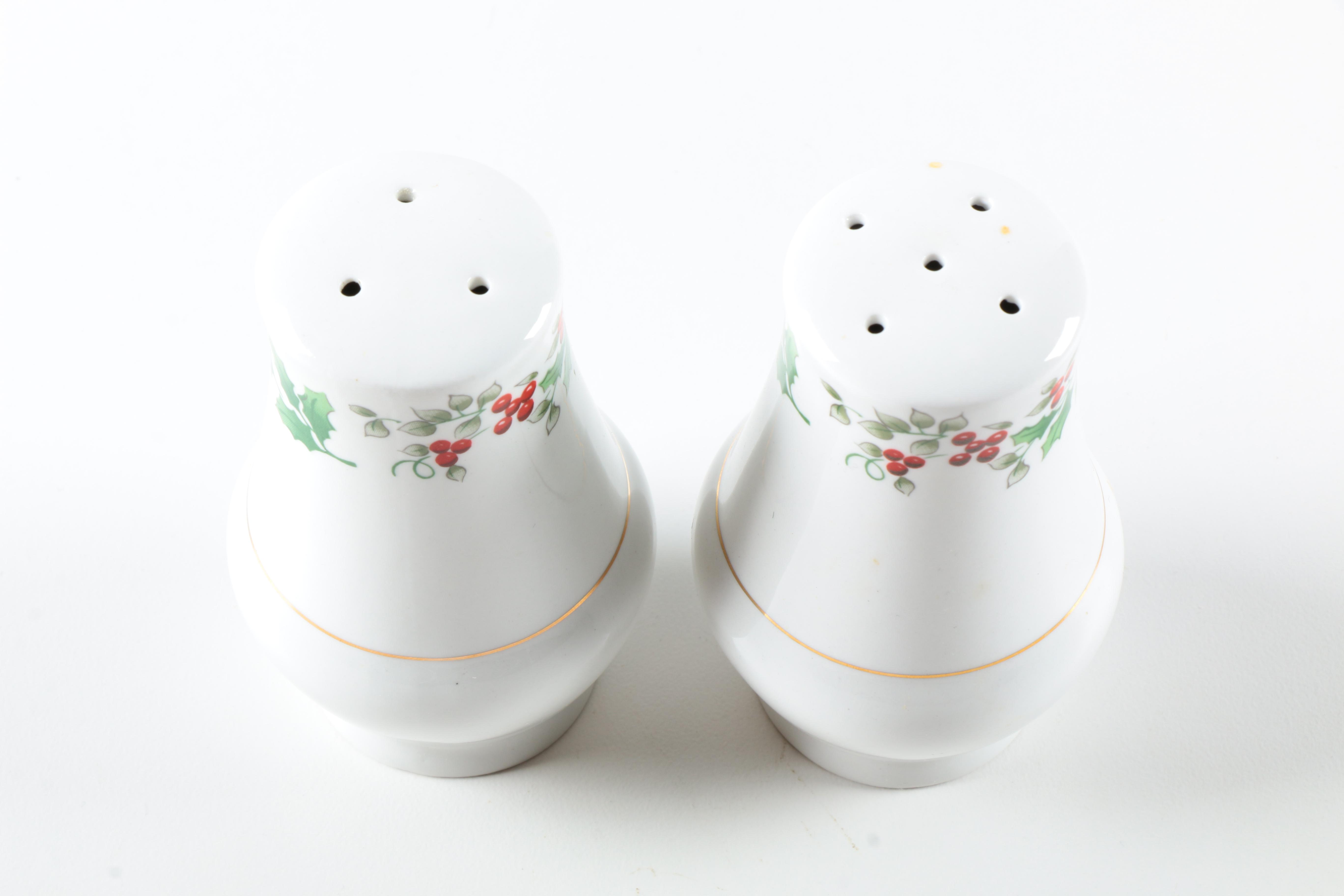 Gibson Designs "Christmas Charm" Serveware