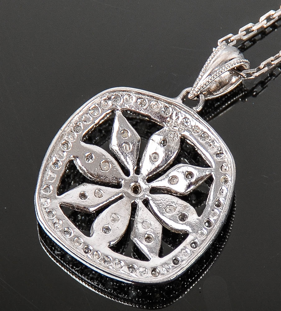 Sterling Silver and Cubic Zirconia Milgrain Flower Pendant Necklace
