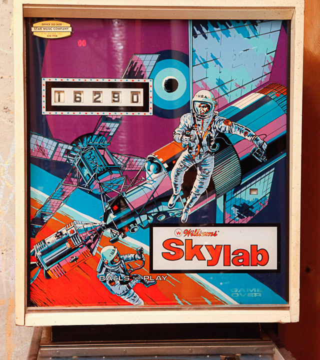 Vintage Williams "Skylab" Pinball Machine