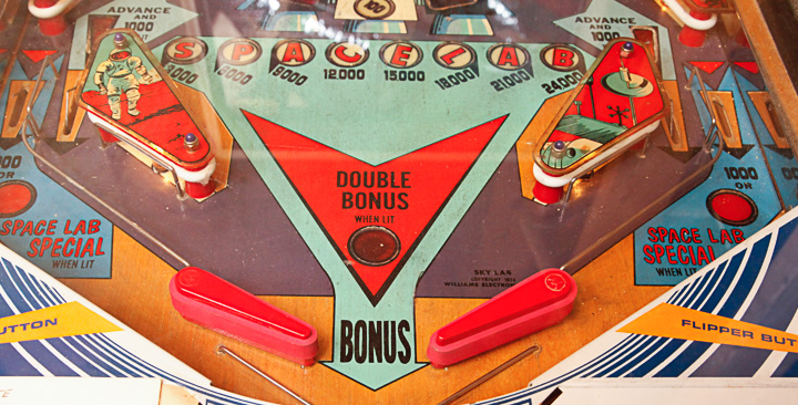 Vintage Williams "Skylab" Pinball Machine