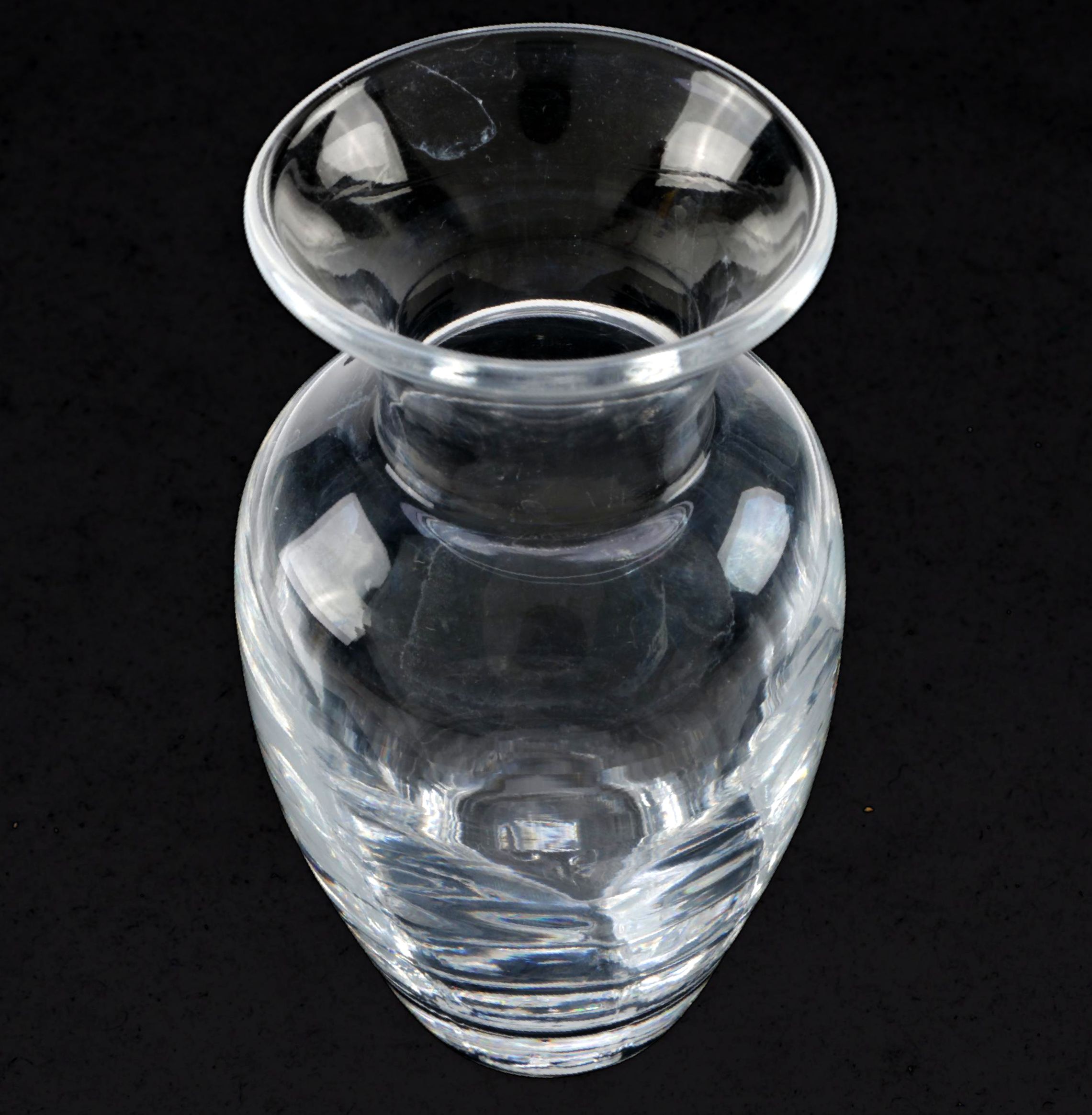 Simon Pierce Hand Blown Glass Vase