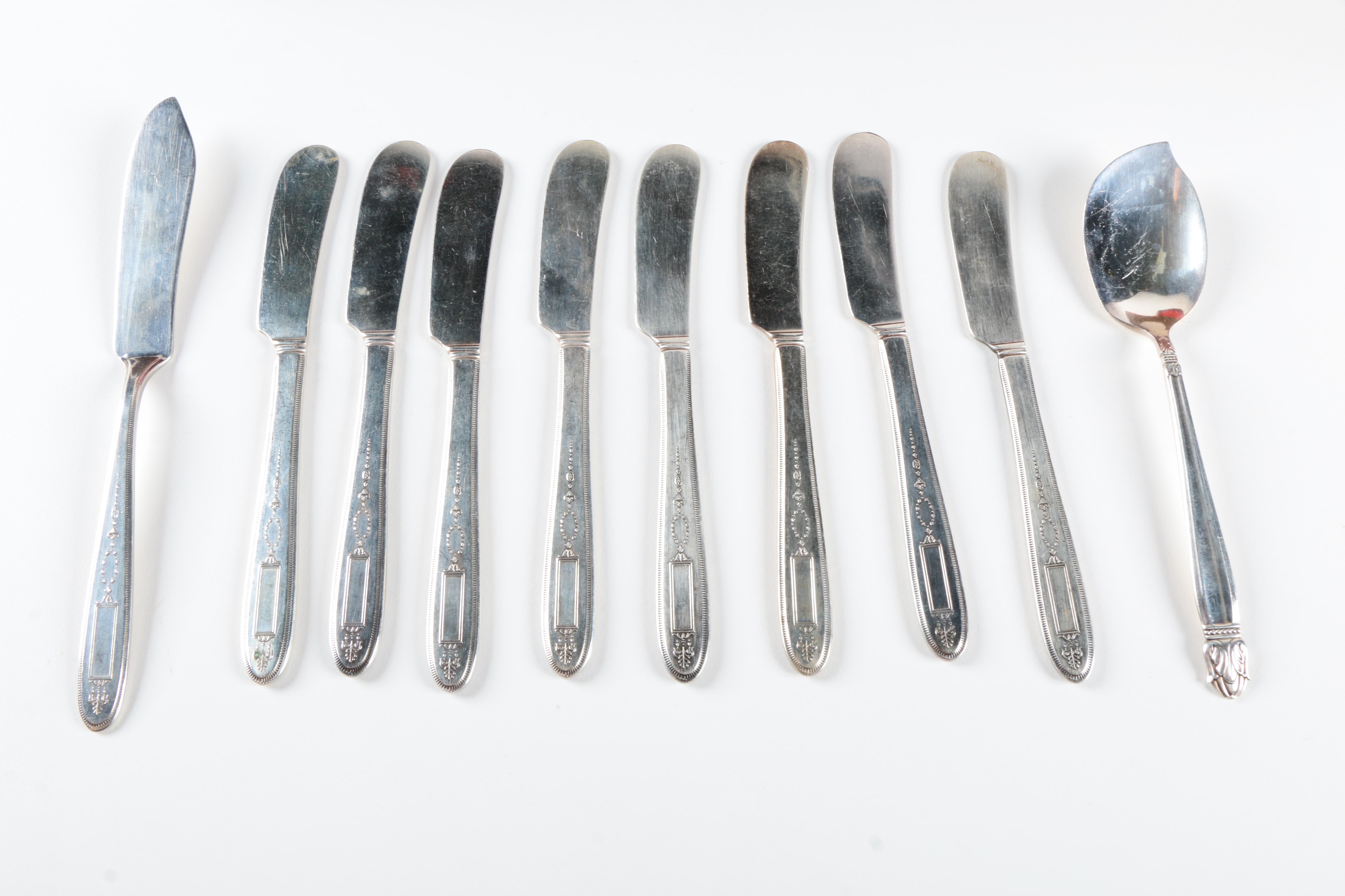 Collection of Community Plate "Grosvenor" and "Deauville" Plated Silver Flatware