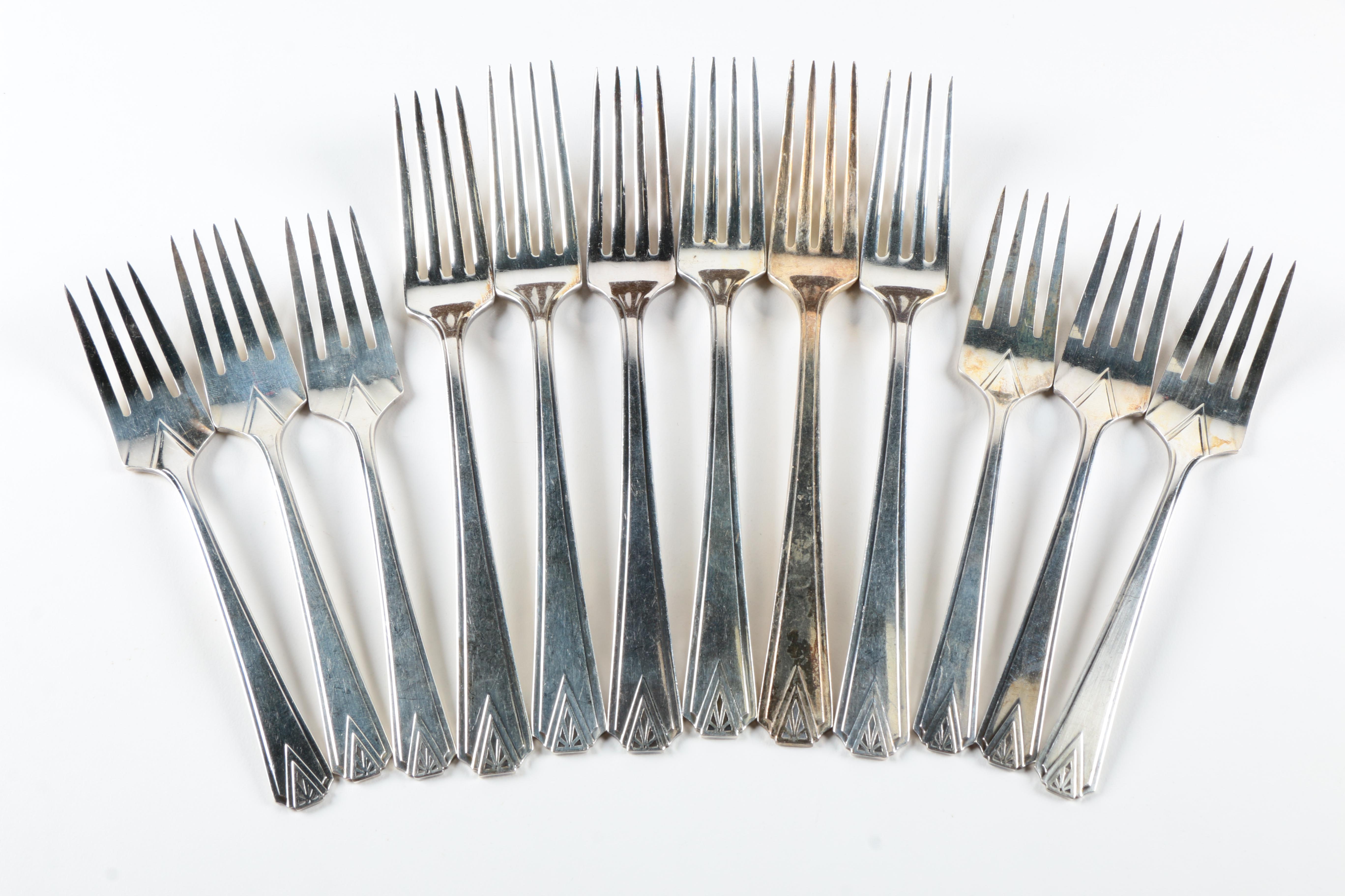 Collection of Community Plate "Grosvenor" and "Deauville" Plated Silver Flatware