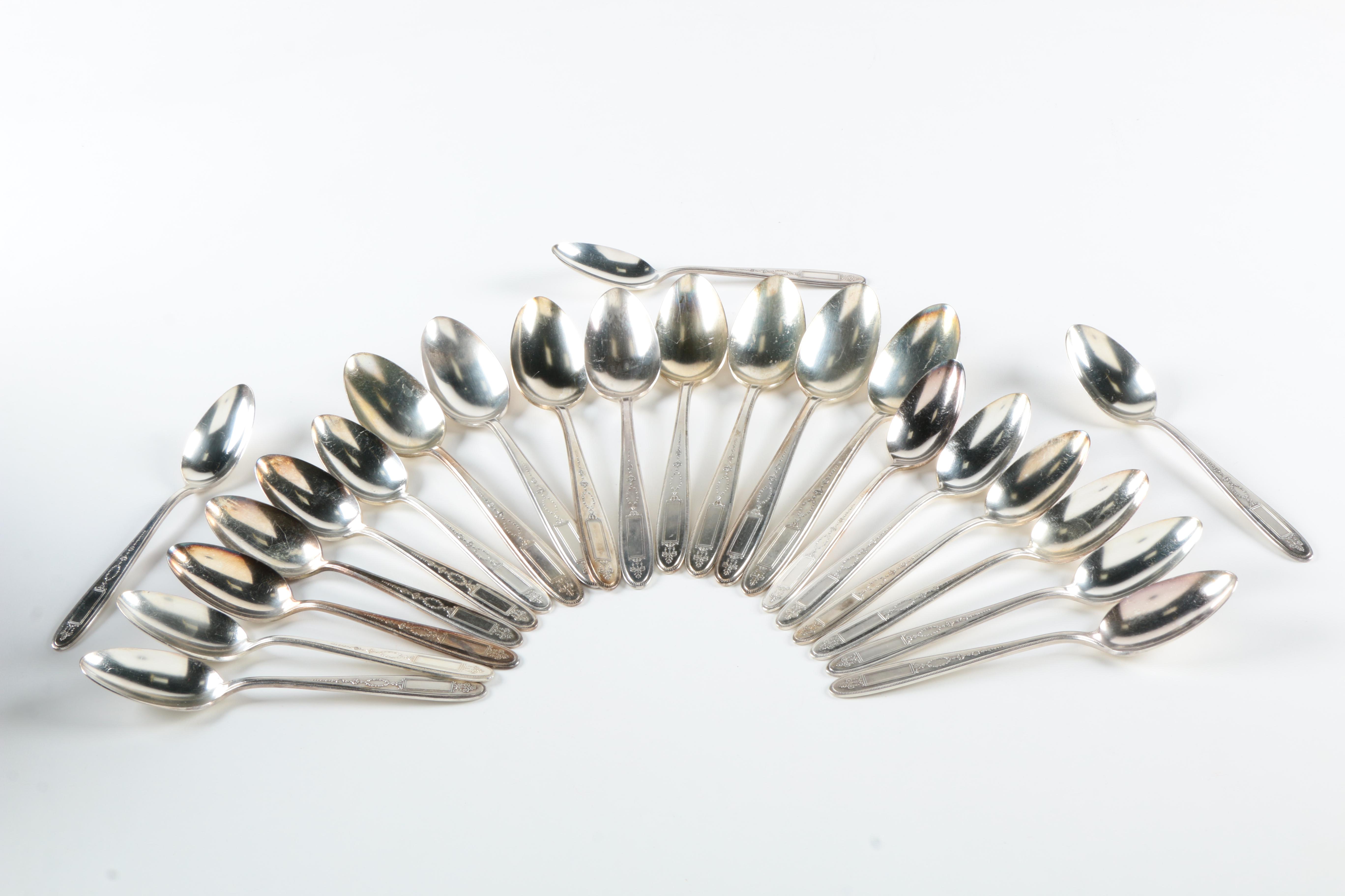 Collection of Community Plate "Grosvenor" and "Deauville" Plated Silver Flatware