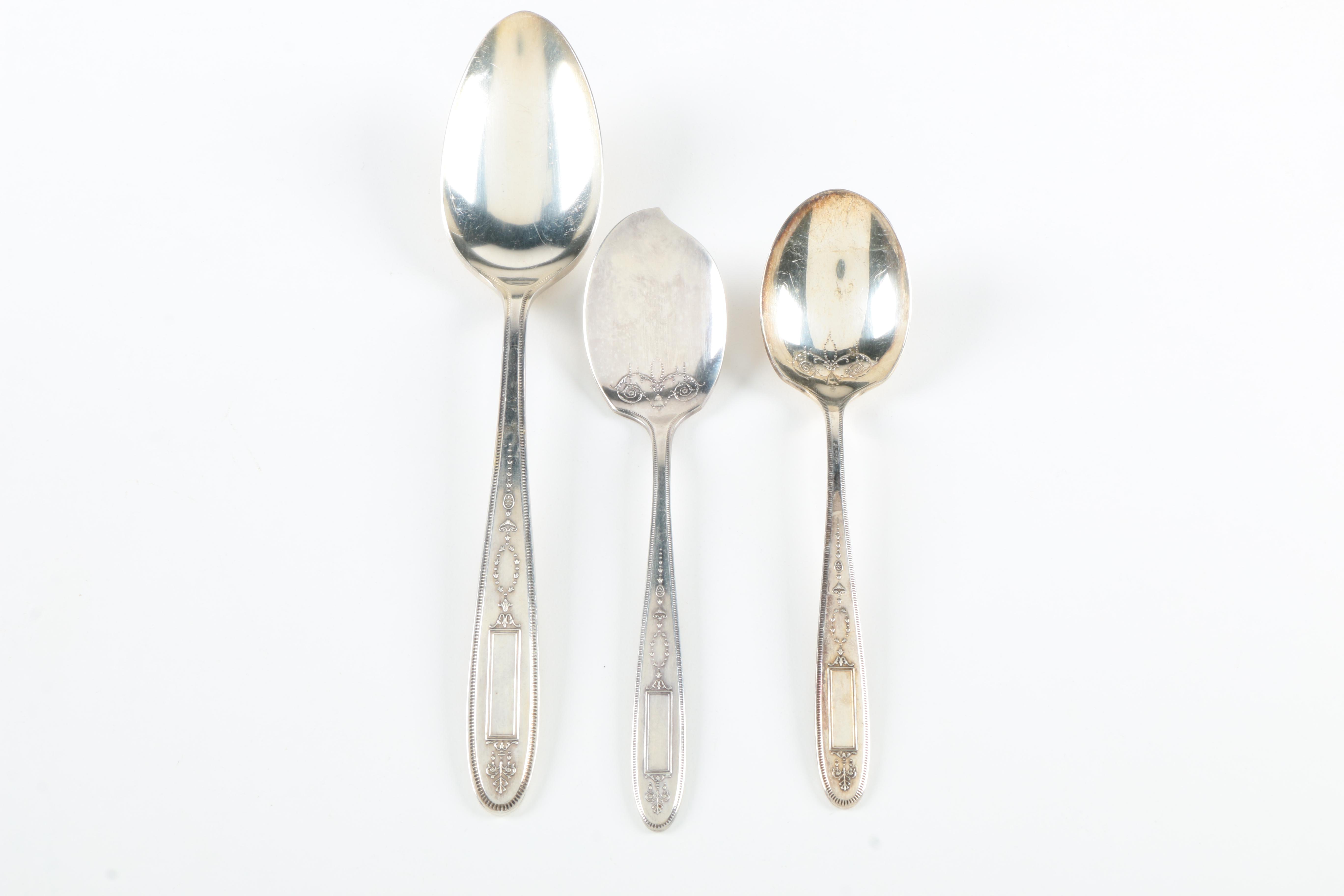 Collection of Community Plate "Grosvenor" and "Deauville" Plated Silver Flatware