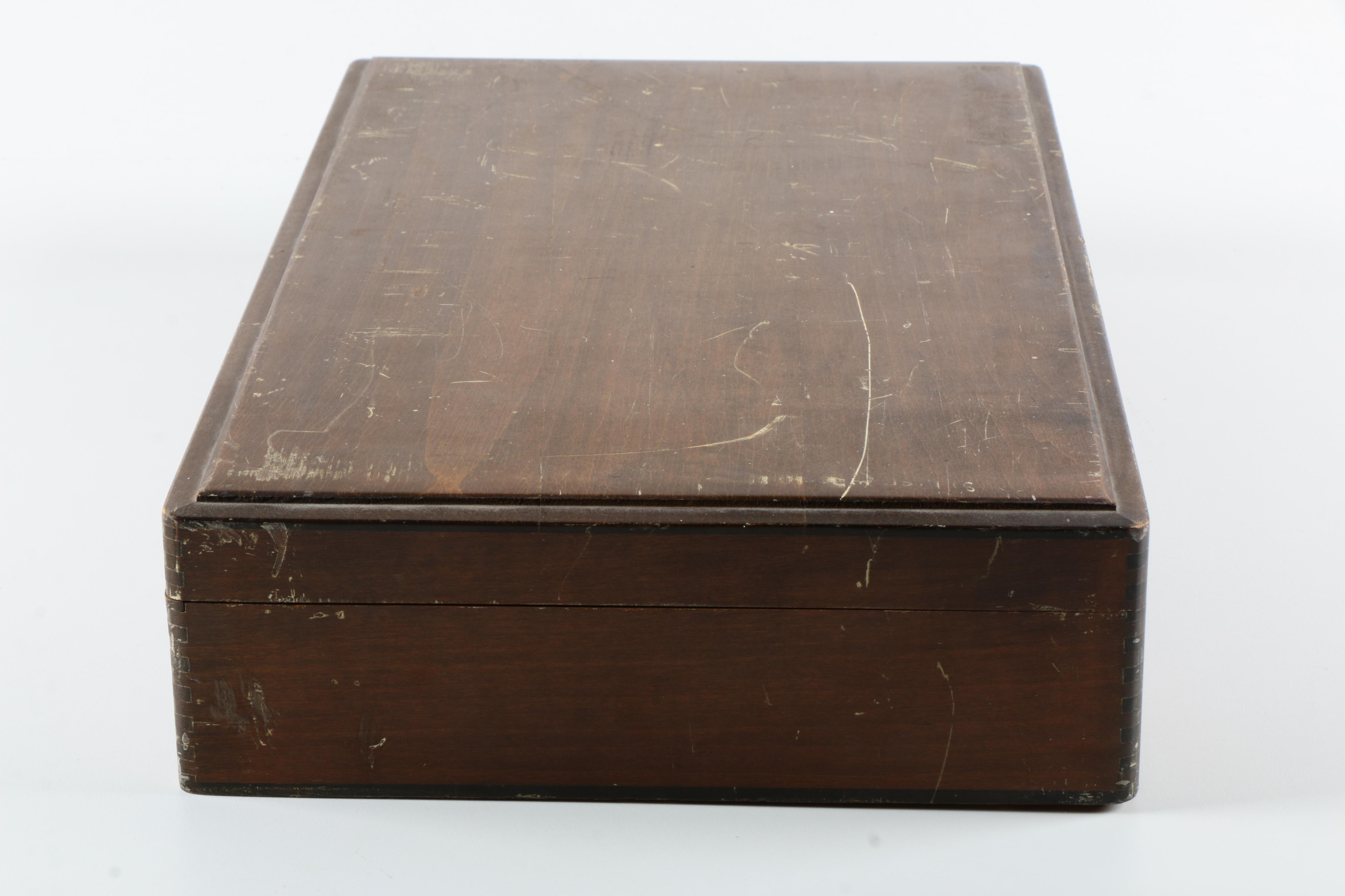 Collection of Community Plate "Grosvenor" and "Deauville" Plated Silver Flatware