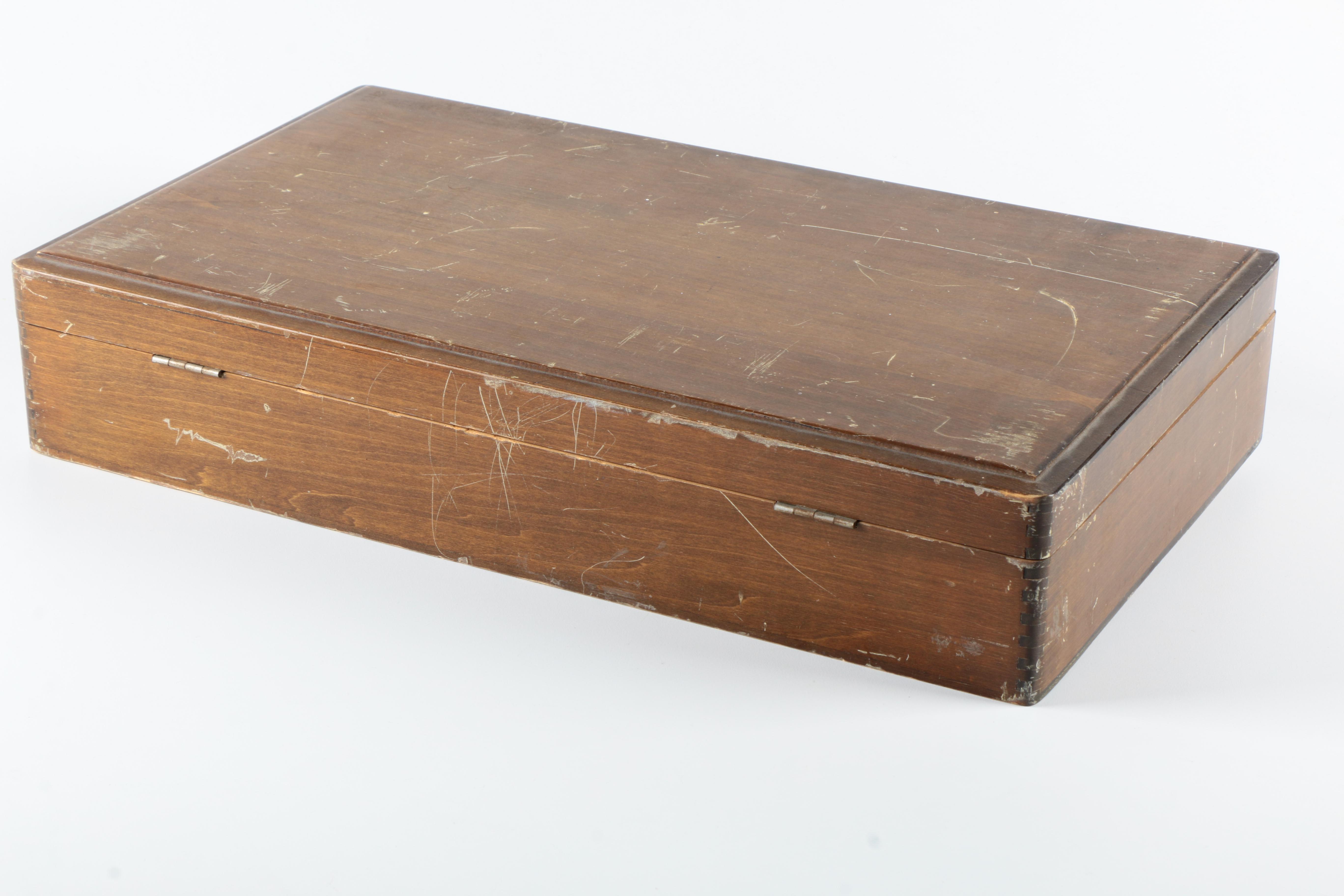 Collection of Community Plate "Grosvenor" and "Deauville" Plated Silver Flatware