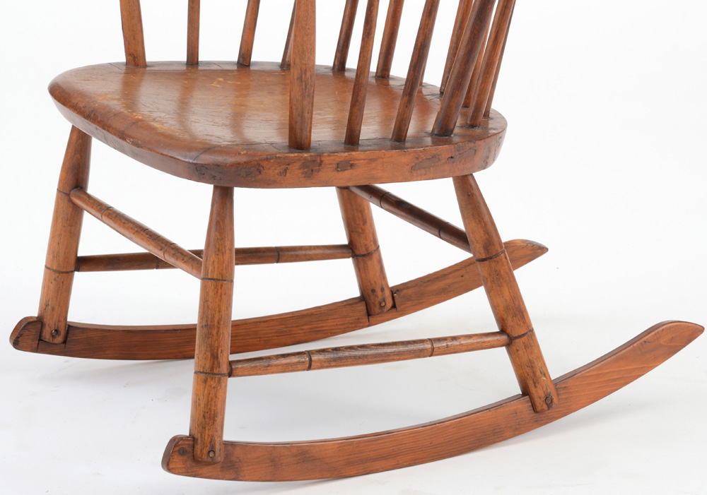 Early 1800s American Comb-back Windsor Rocking Chair