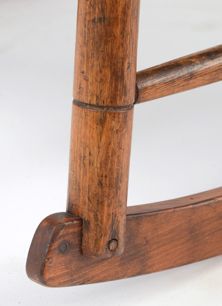 Early 1800s American Comb-back Windsor Rocking Chair