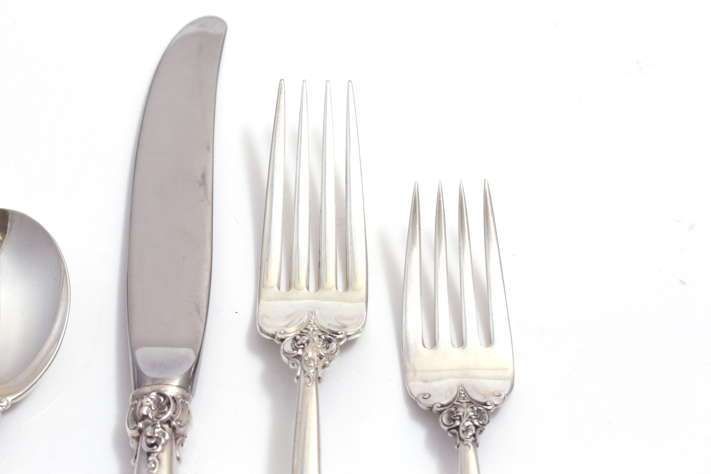 Wallace Sterling Silver "Grande Baroque" Flatware