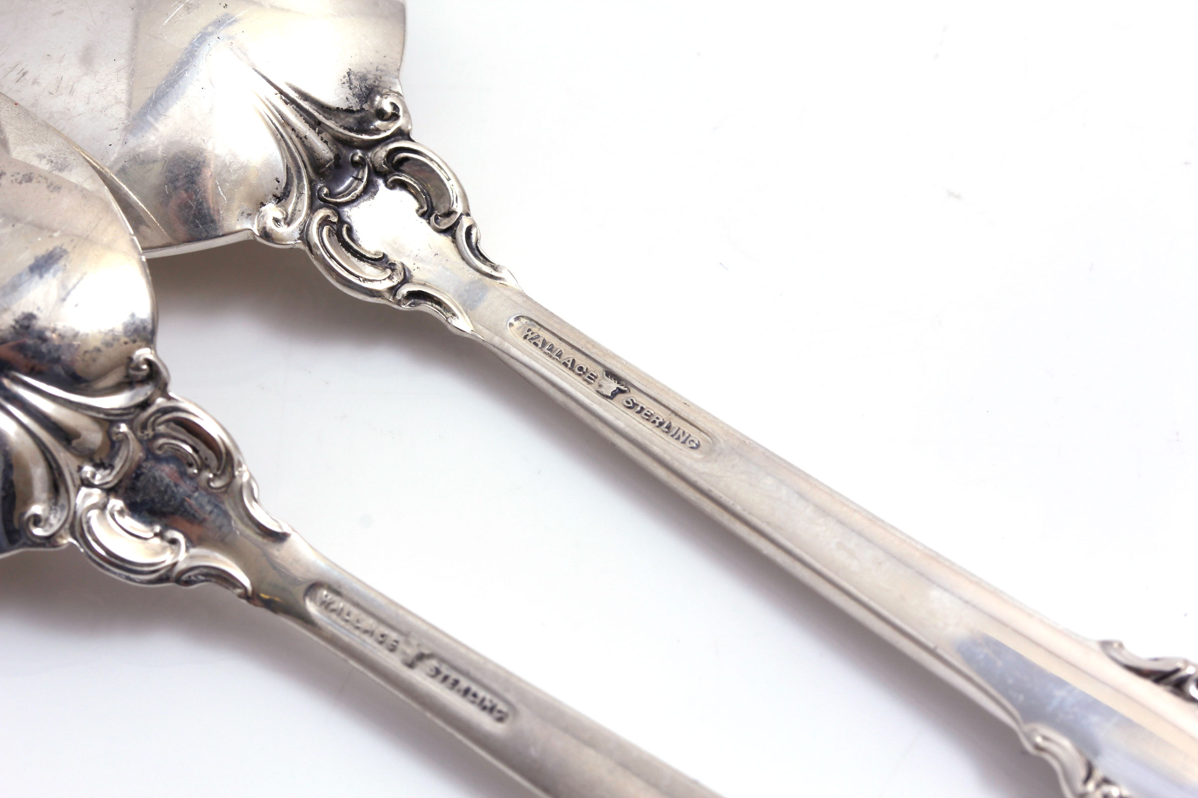 Wallace Sterling Silver "Grande Baroque" Flatware