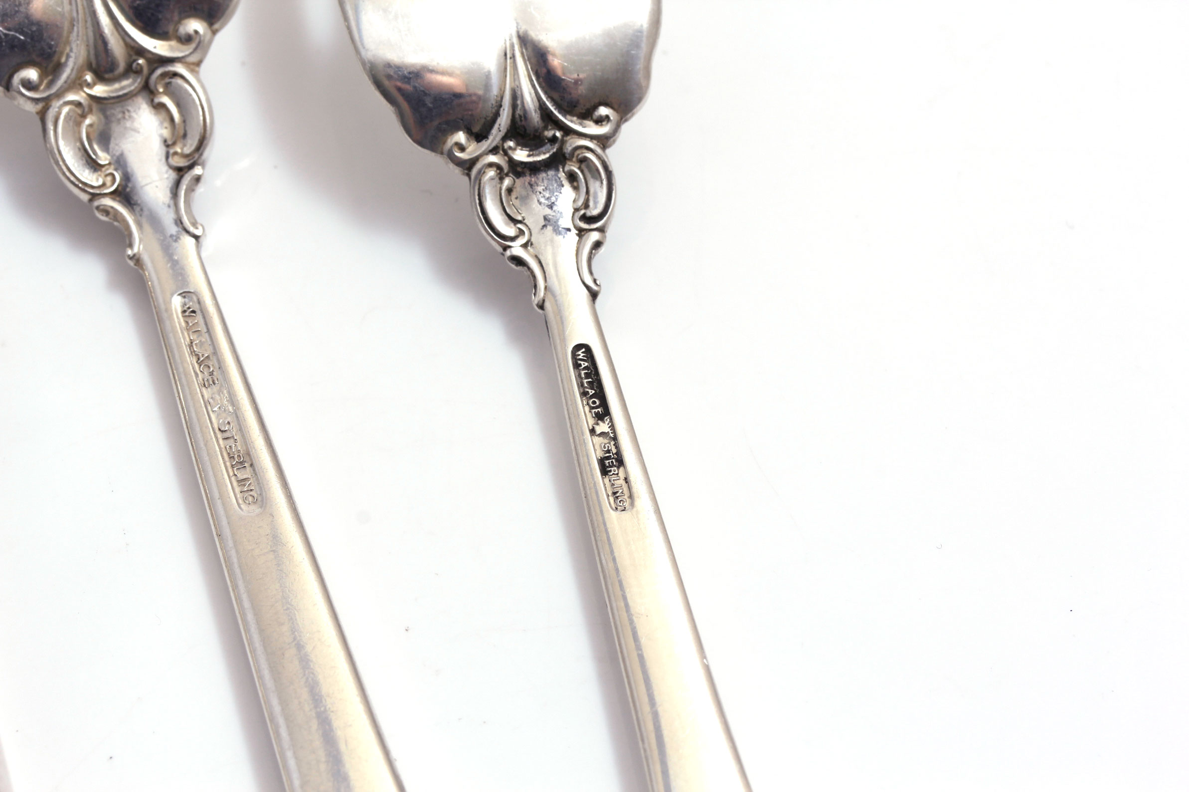 Wallace Sterling Silver "Grande Baroque" Flatware