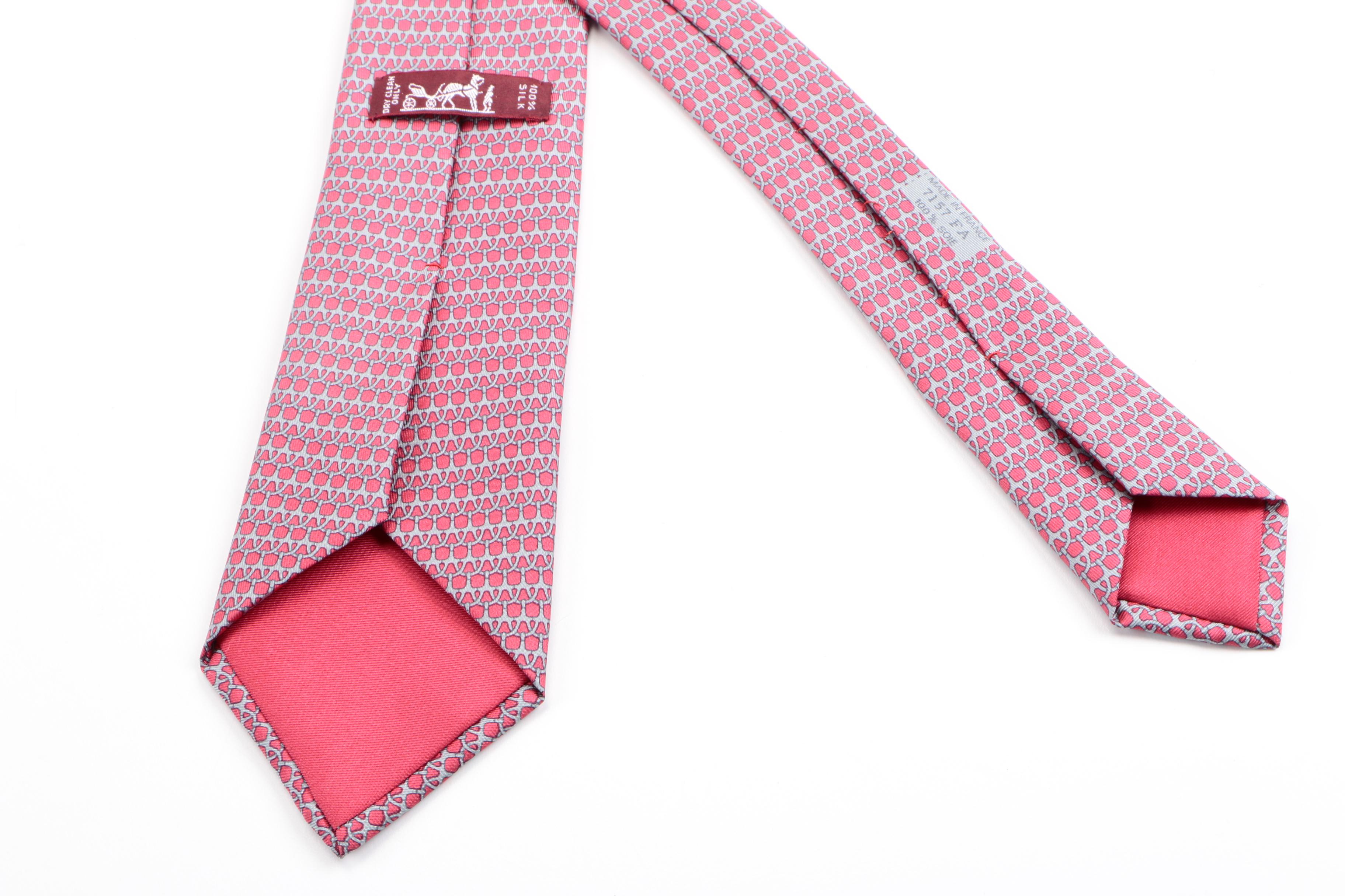 Hermès Grey and Pink Horse Bit Link Silk Tie