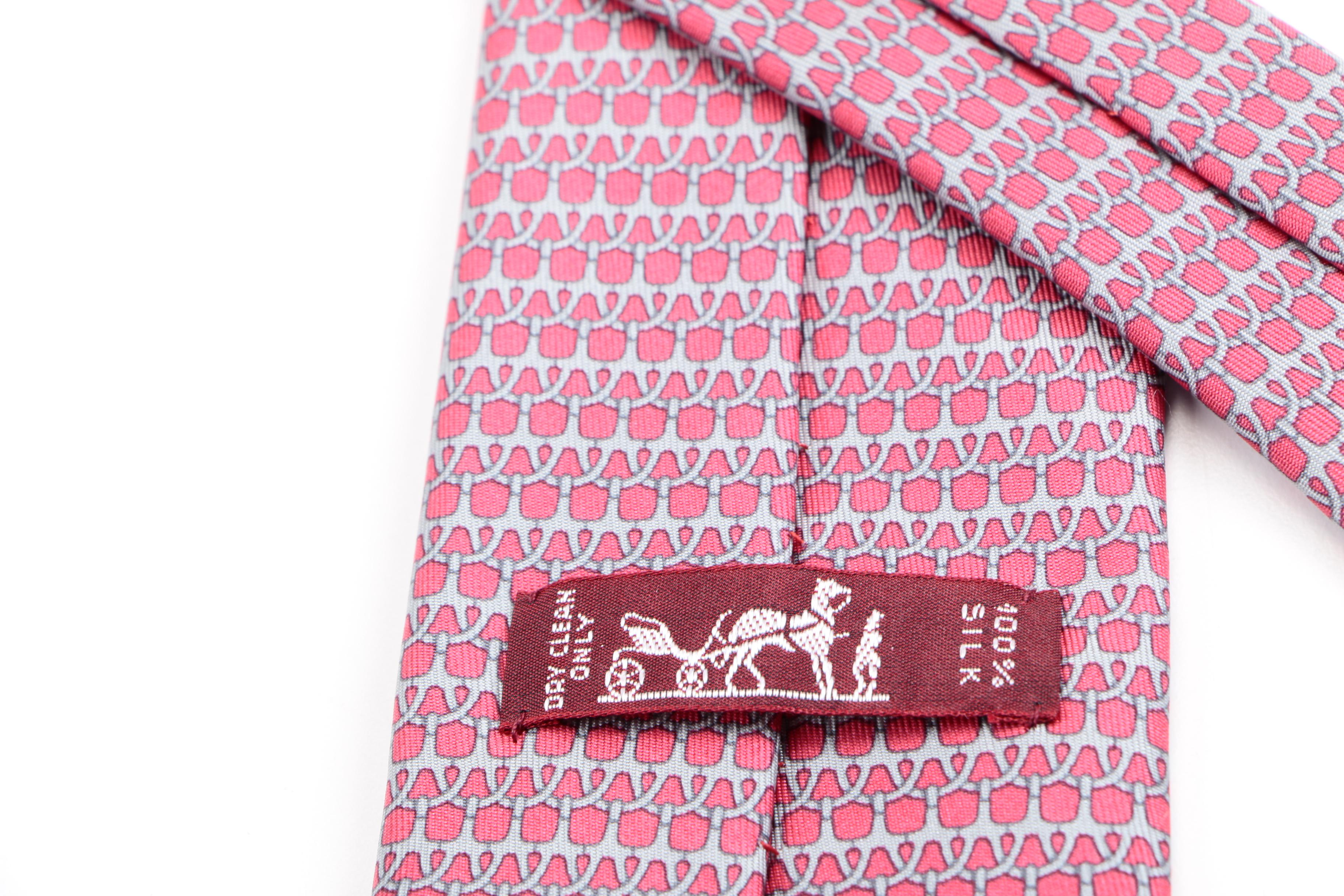 Hermès Grey and Pink Horse Bit Link Silk Tie