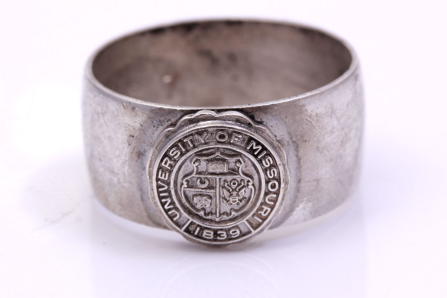 Sterling Silver Collegiate and Coat of Arm Rings