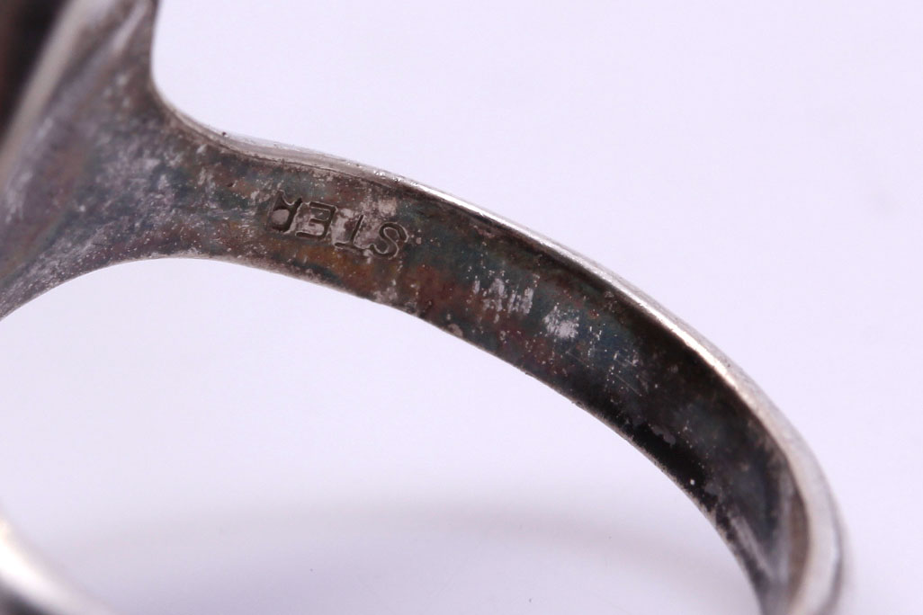 Sterling Silver Collegiate and Coat of Arm Rings