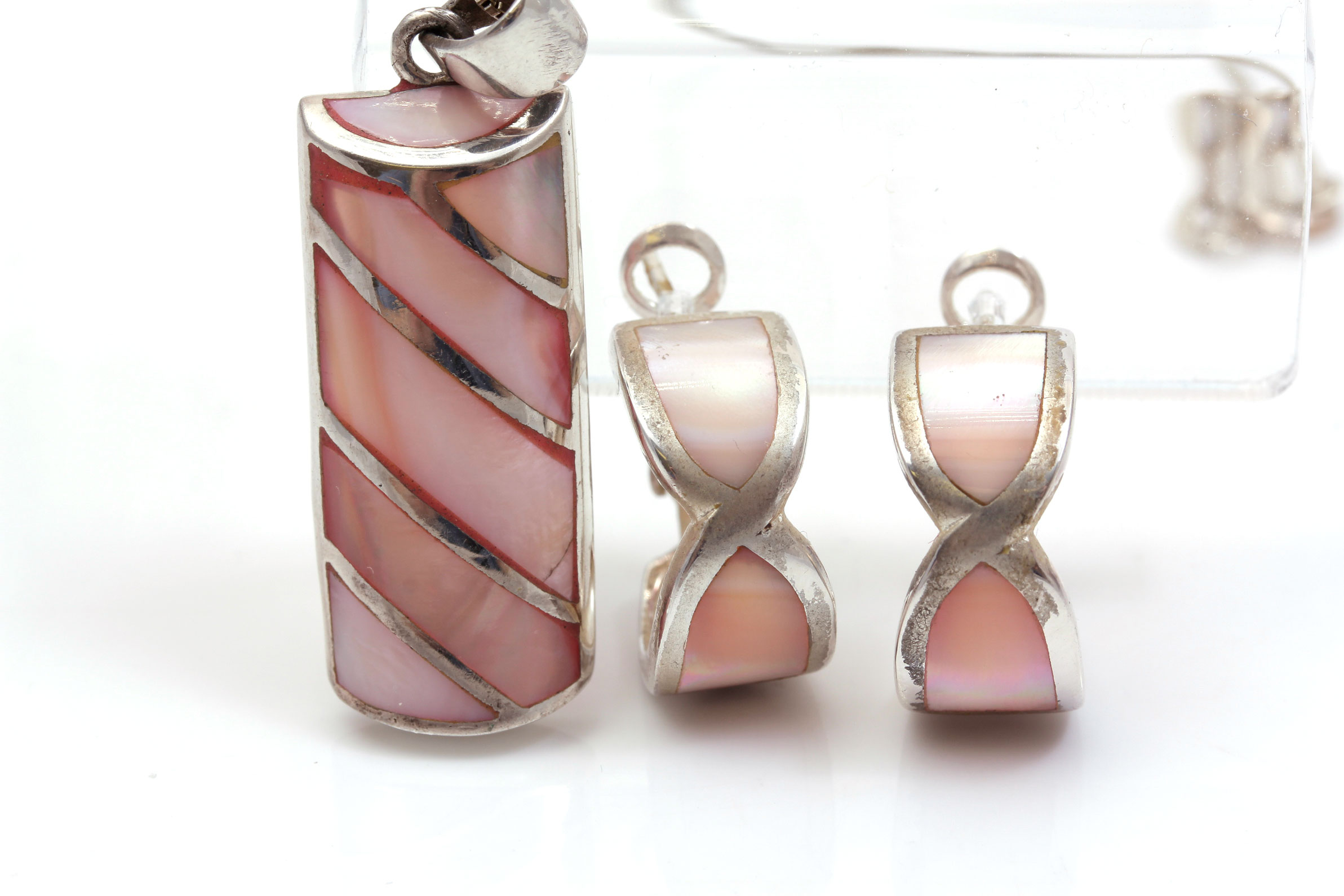 Sterling Silver Pink Shell Jewelry
