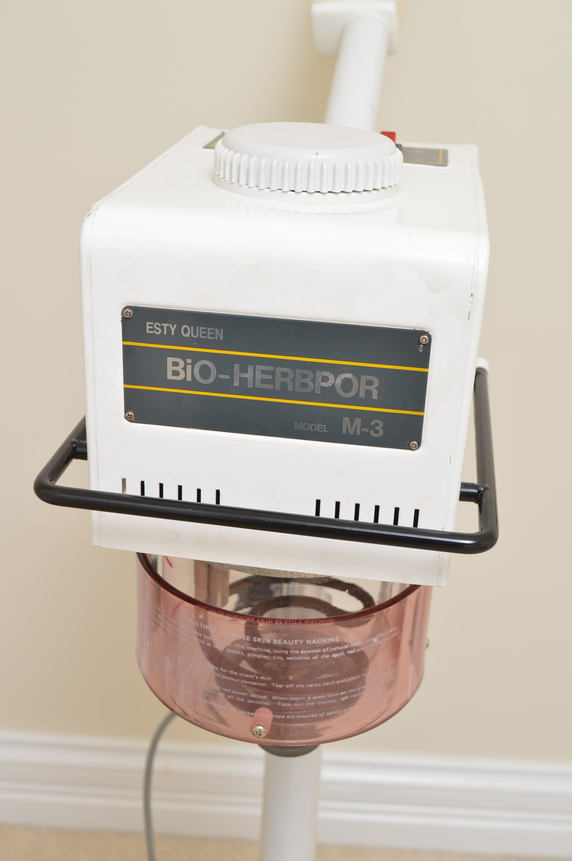 Esty Queen BiO-Herbpor Model M-3 Facial Machine