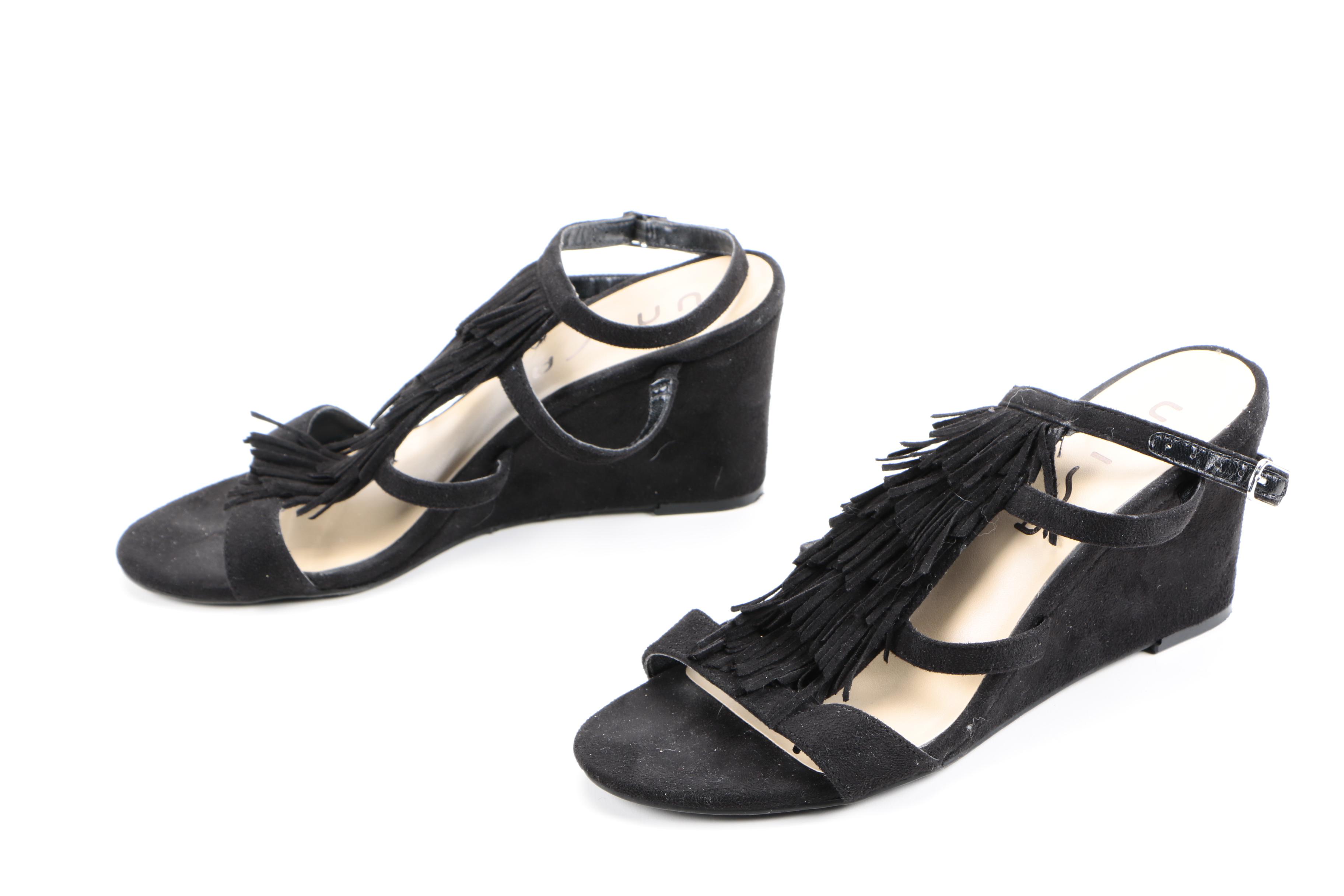 Heeled Shoes Including Tahari