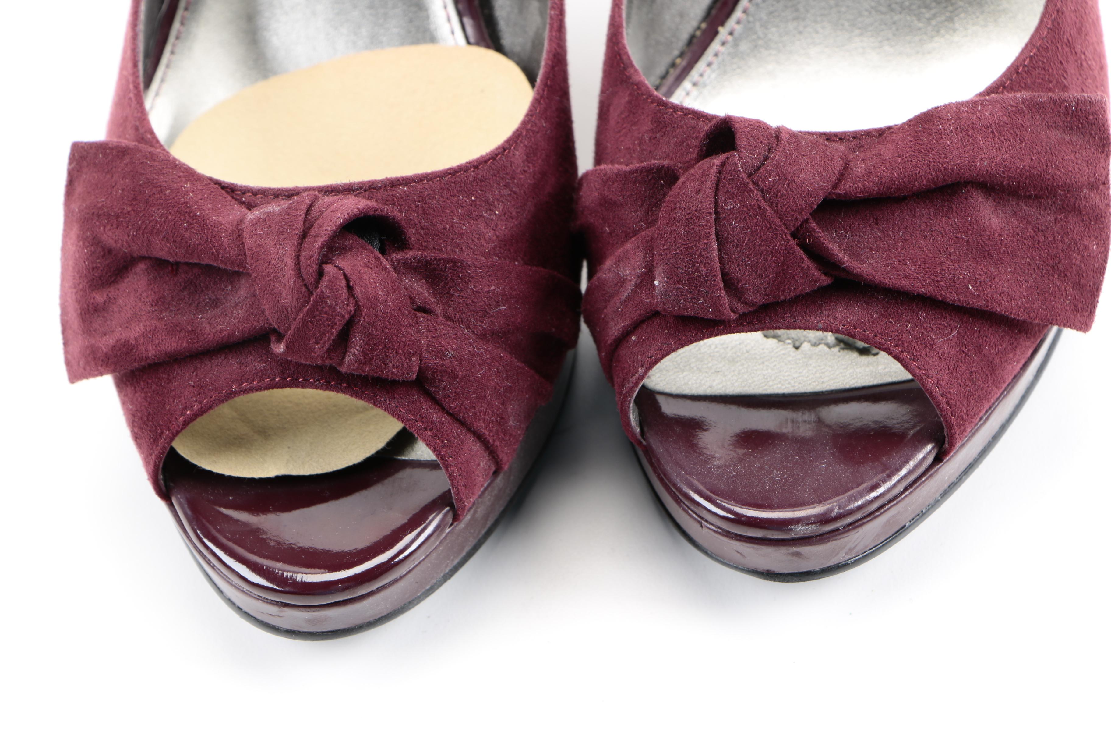 Heeled Shoes Including Tahari