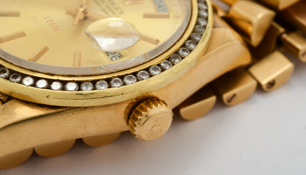 Vintage Rolex Day-Date President 18K Yellow Gold Diamond Bezel Watch