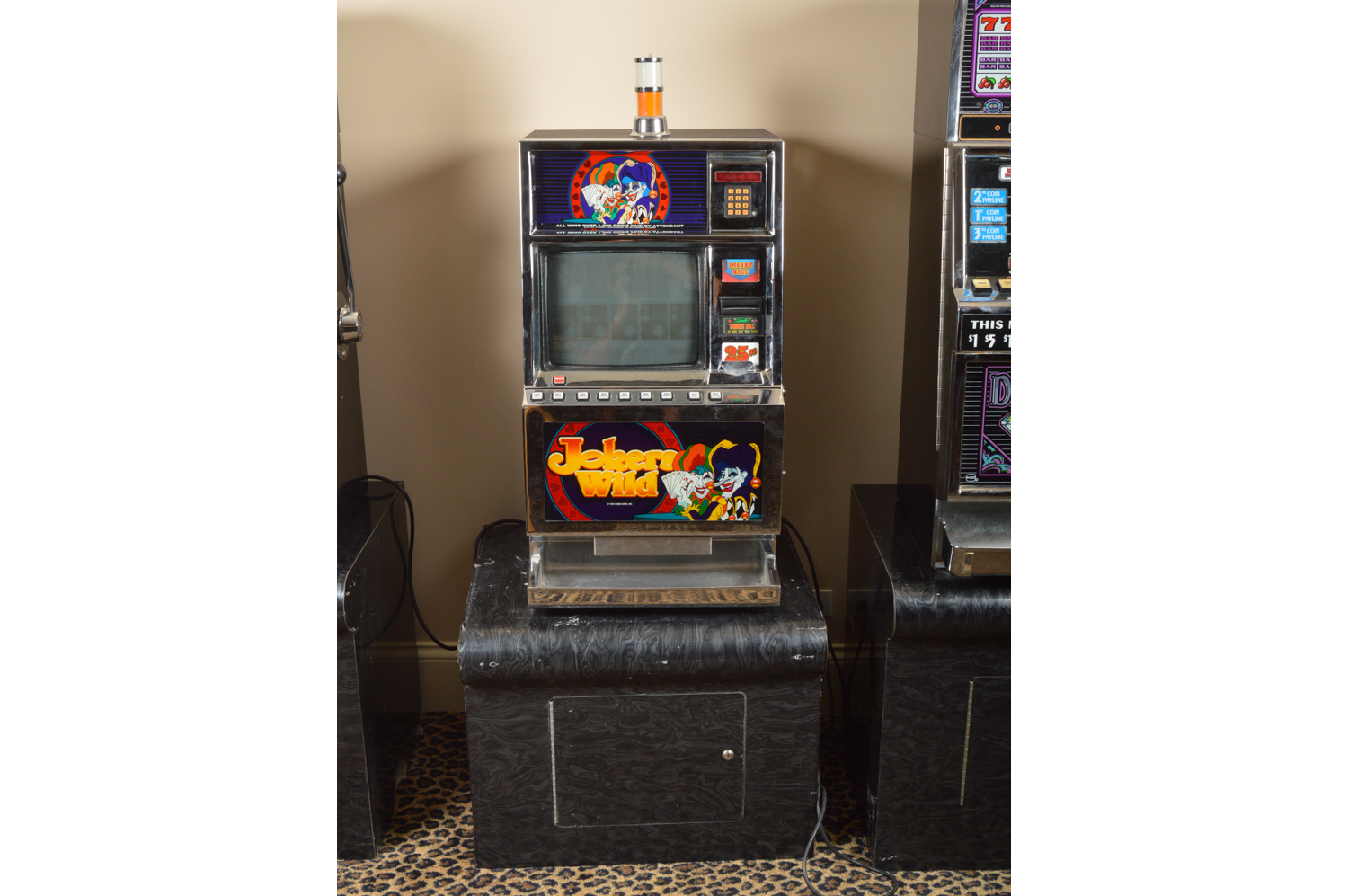 "Joker's Wild" Slot Machine