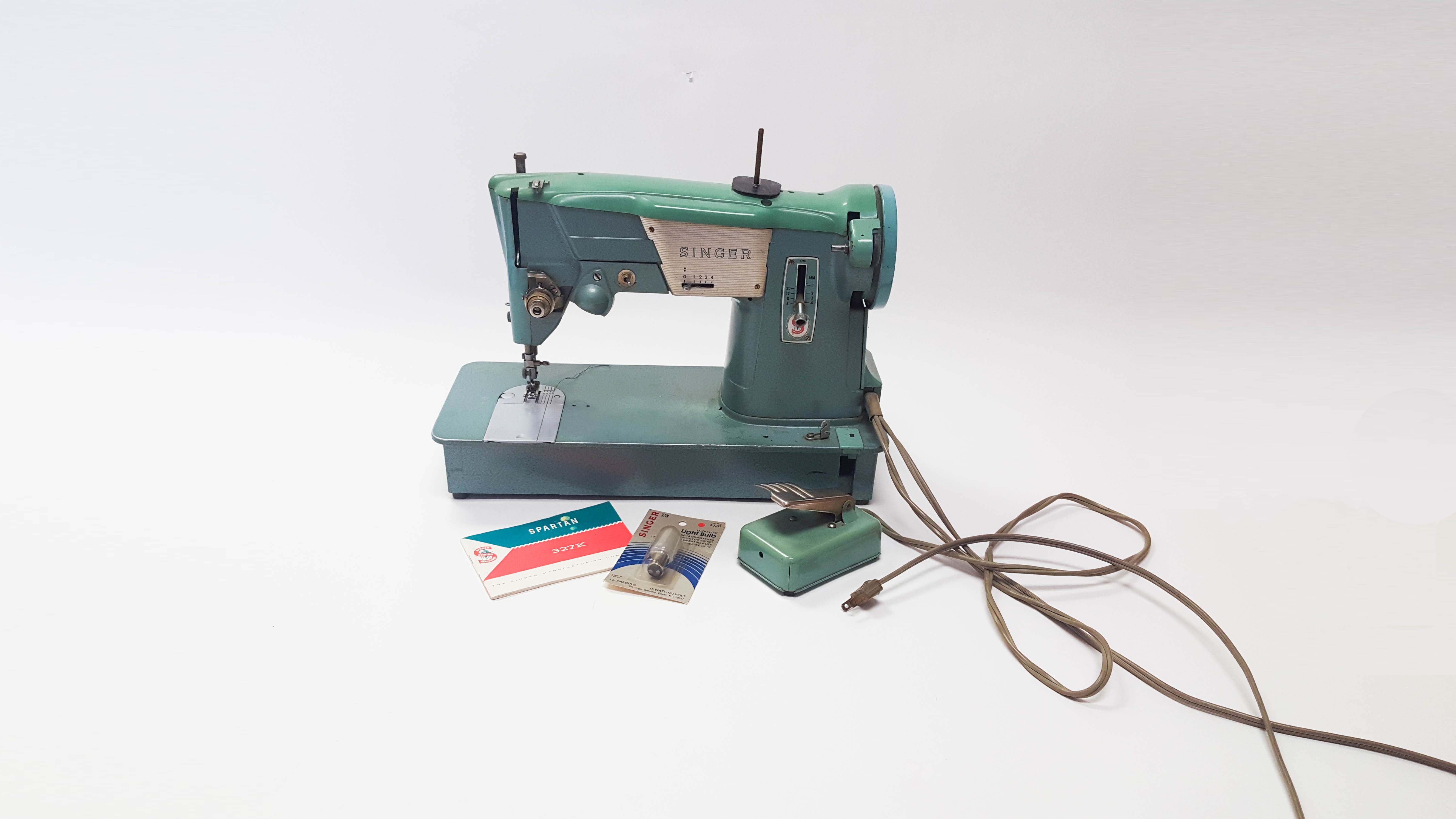 1960s Singer "Spartan" Sewing Machine