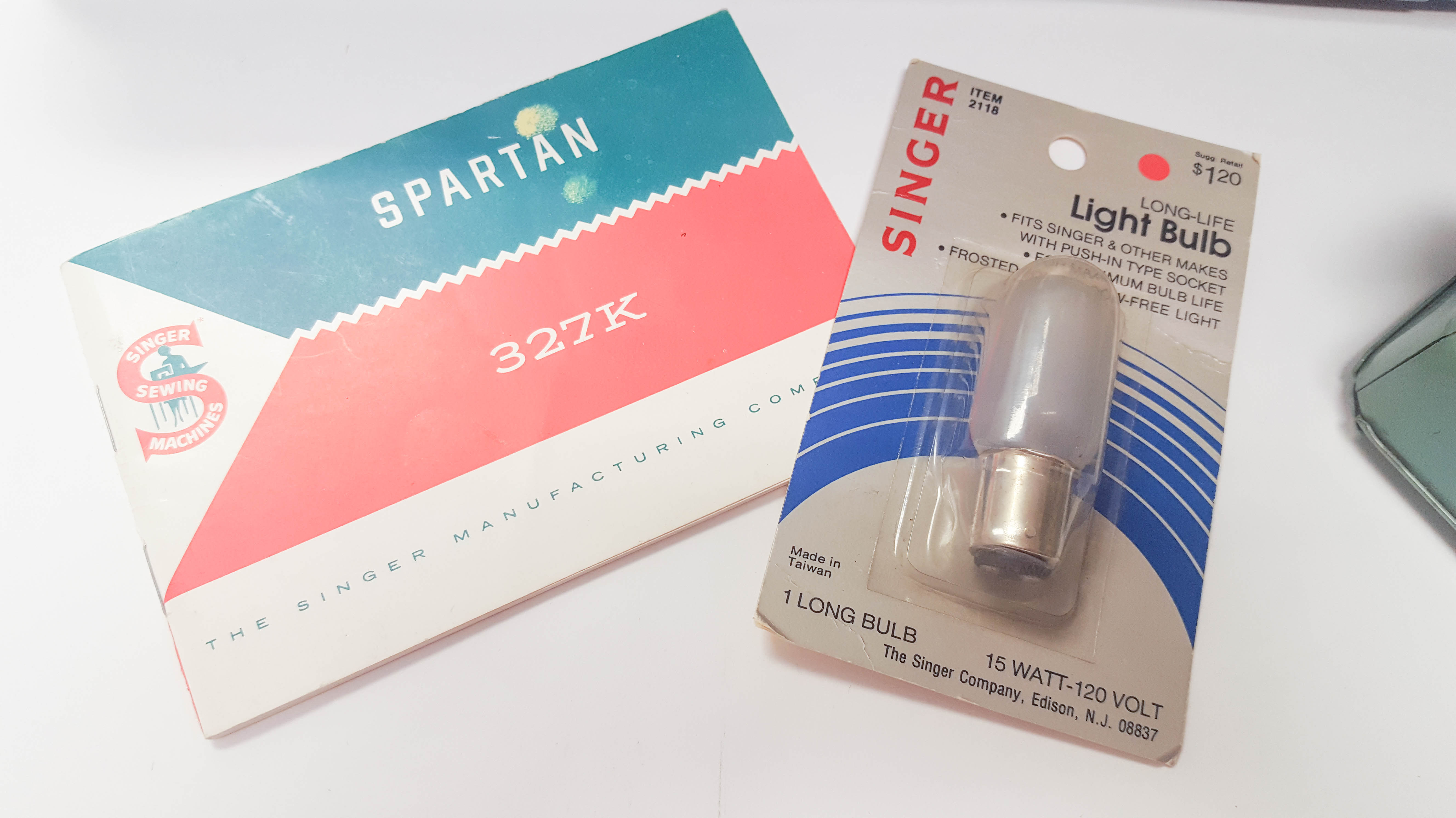 1960s Singer "Spartan" Sewing Machine