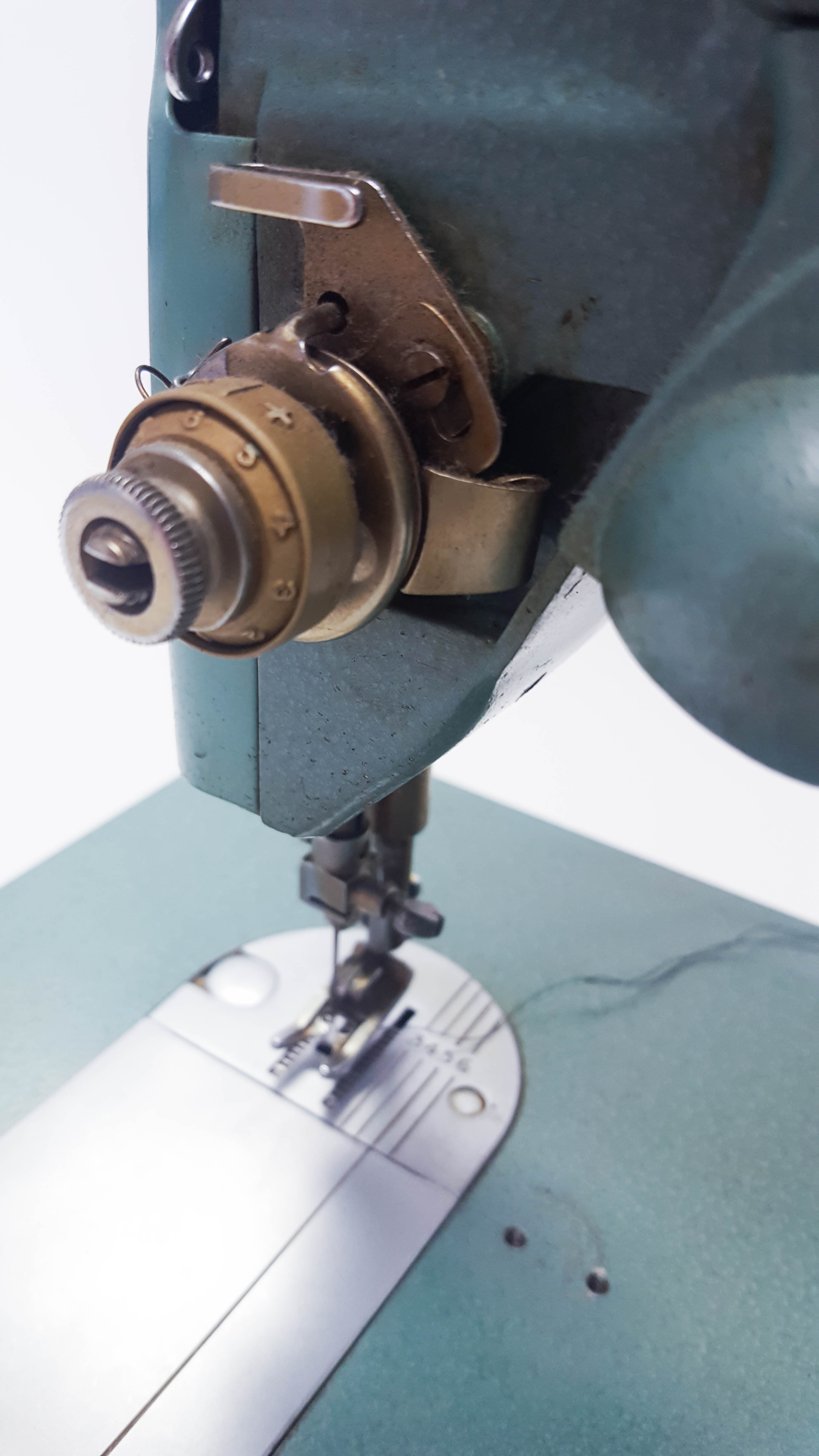 1960s Singer "Spartan" Sewing Machine