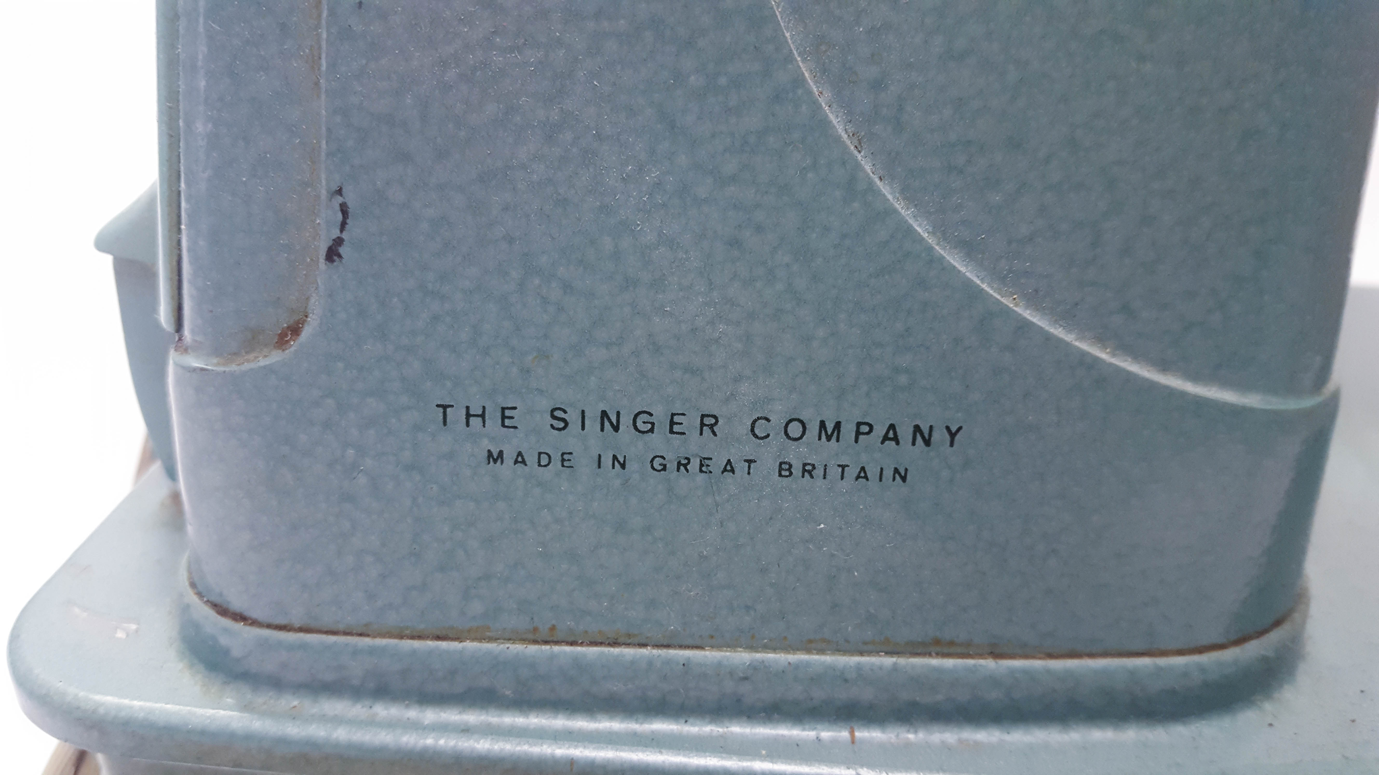 1960s Singer "Spartan" Sewing Machine