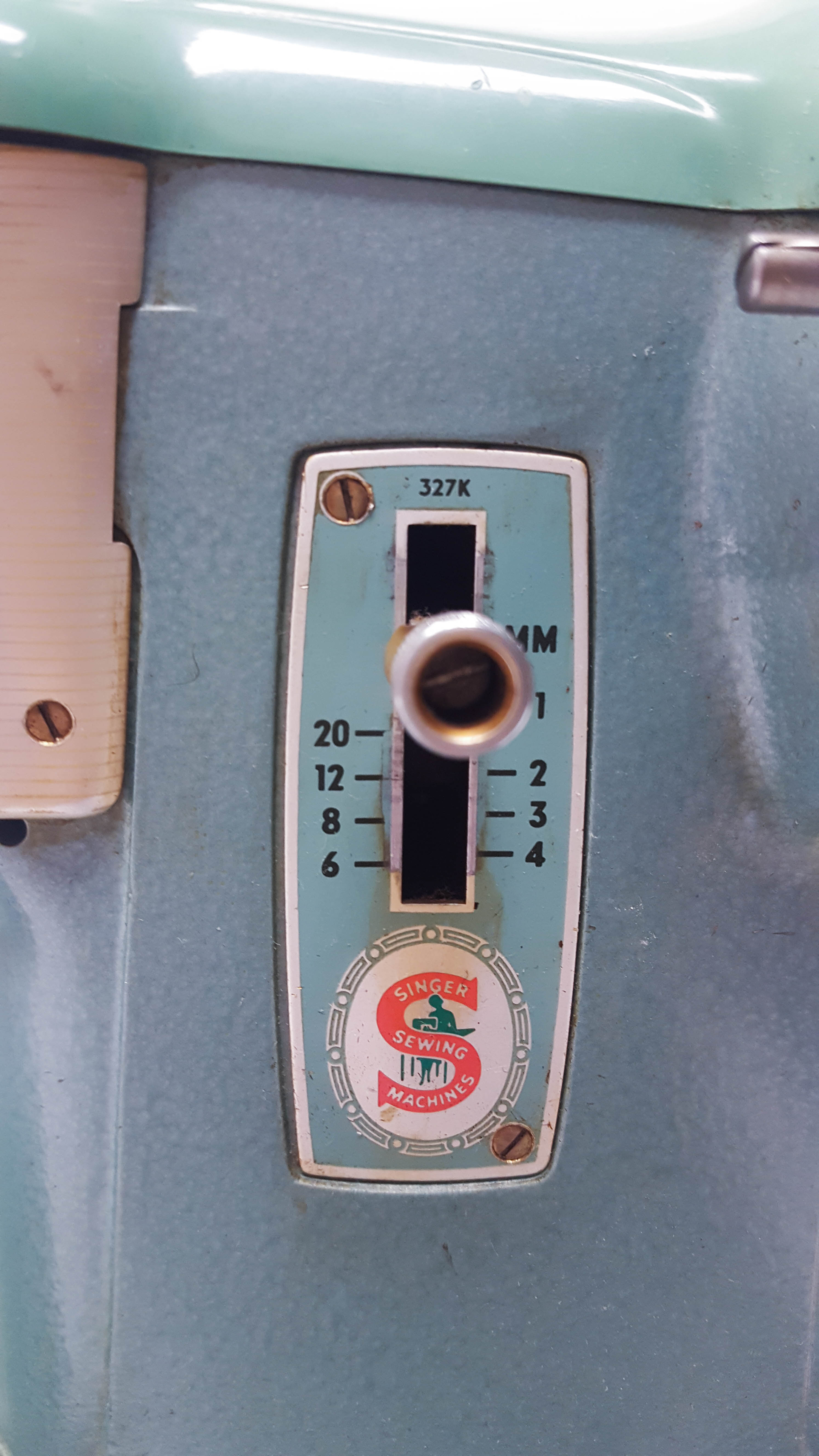 1960s Singer "Spartan" Sewing Machine