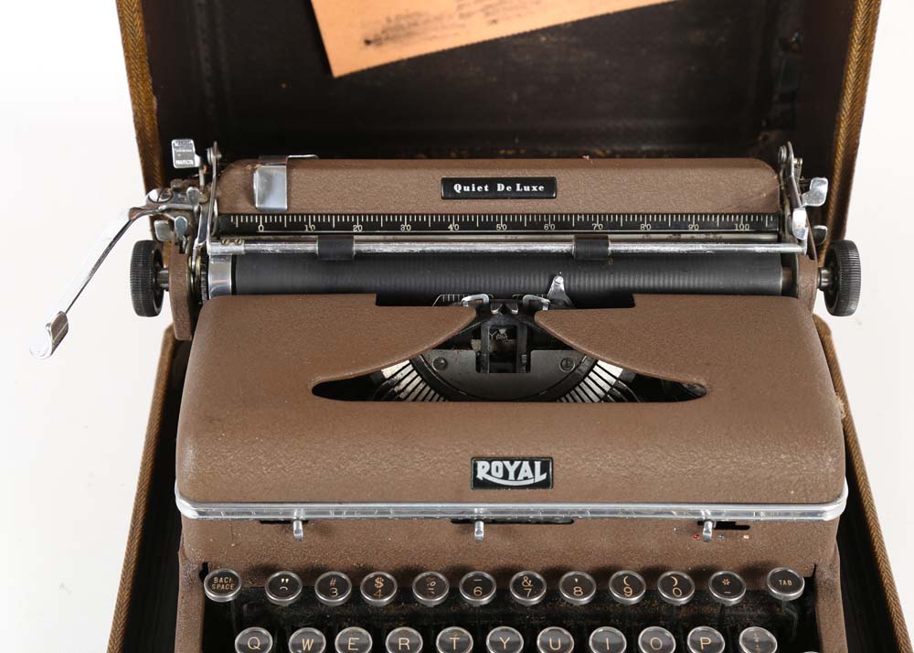 Vintage Royal "Quiet DeLuxe" Typewriter
