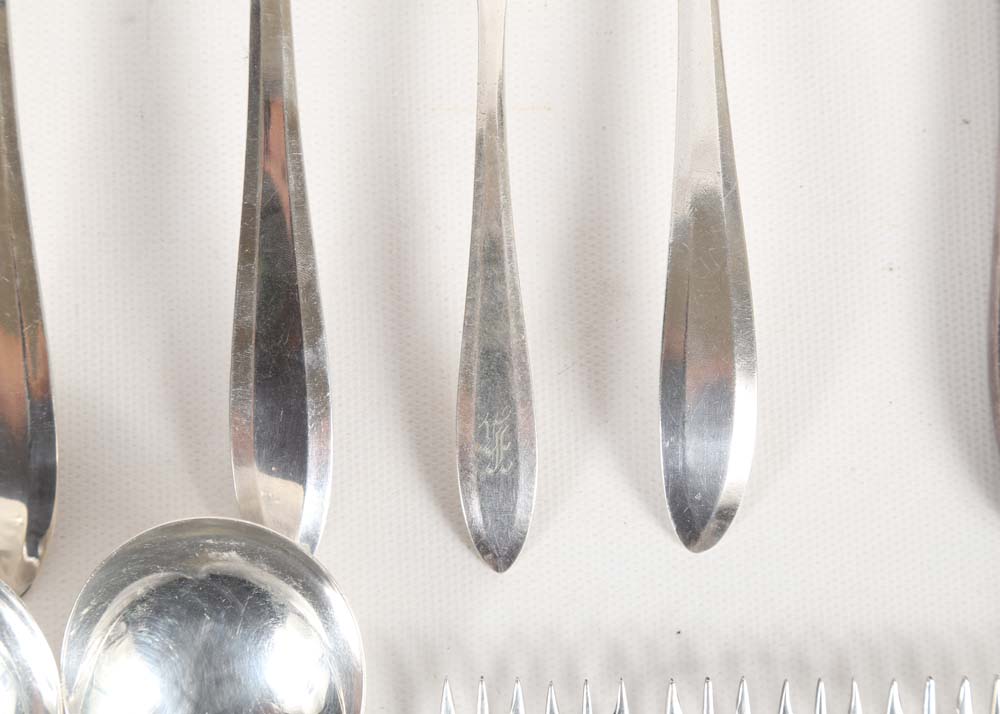 Oneida Community Plate "Patrician" Flatware