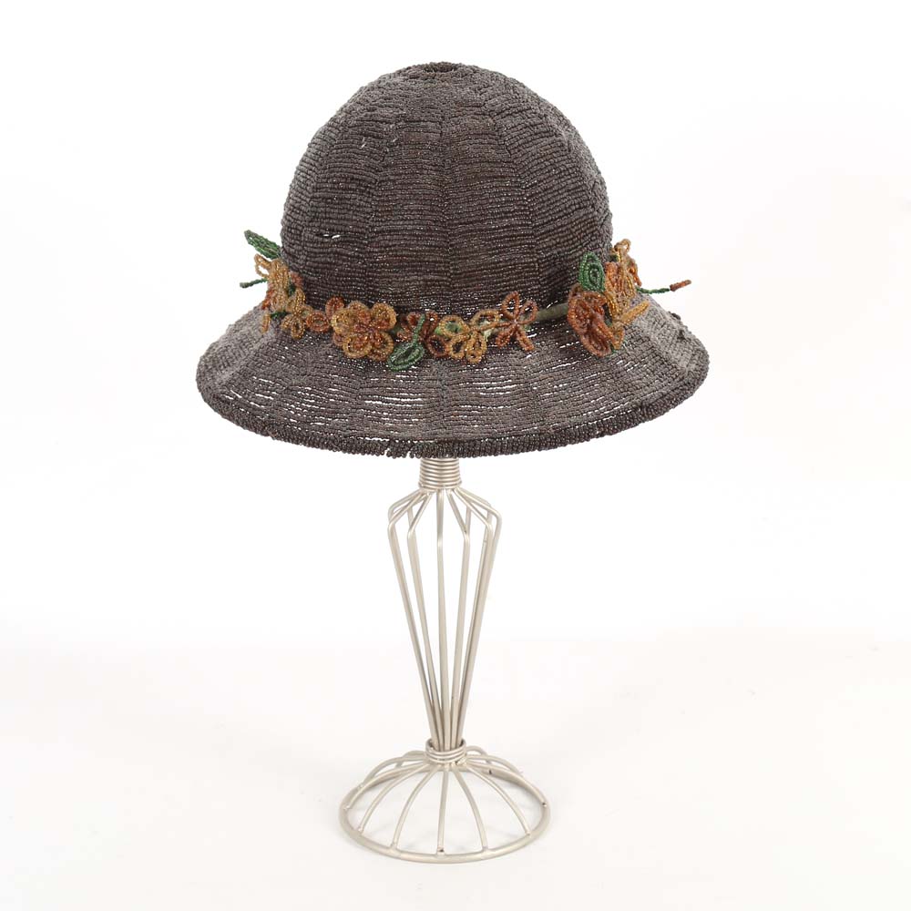 Beaded Bonnet Candle Holder