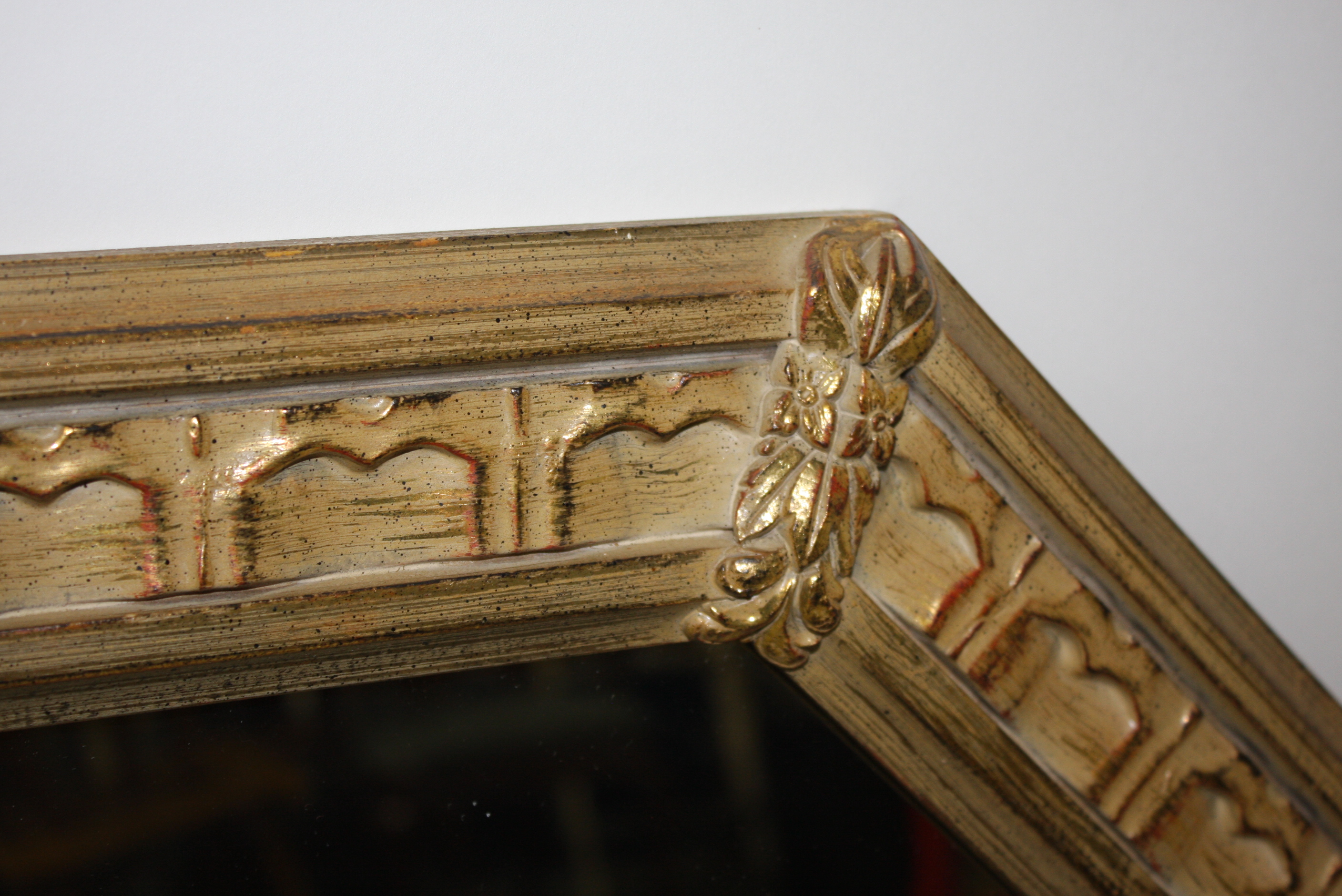 Vintage Turner Ornately Framed Wall Mirror