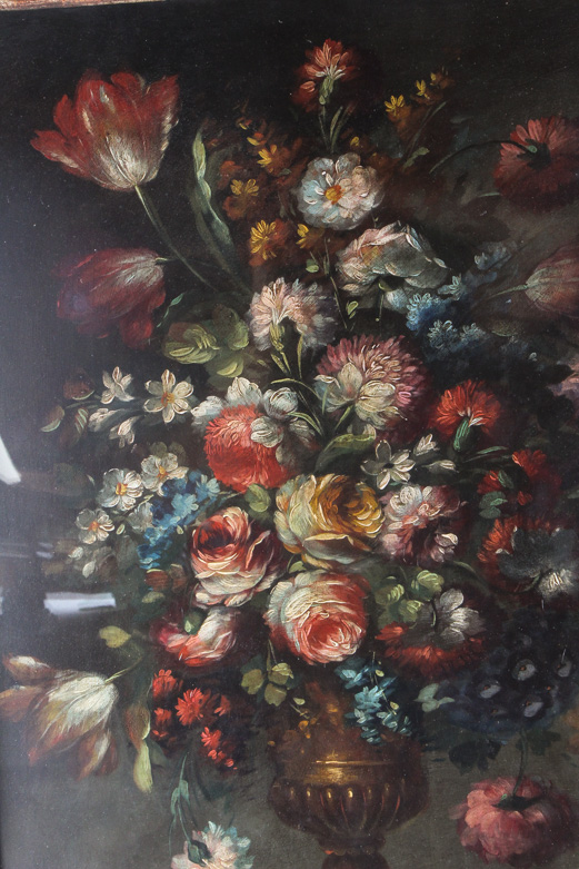 Antique Dutch-Style Floral Still Life Oil Painting in Carved Gilt Wood Frame