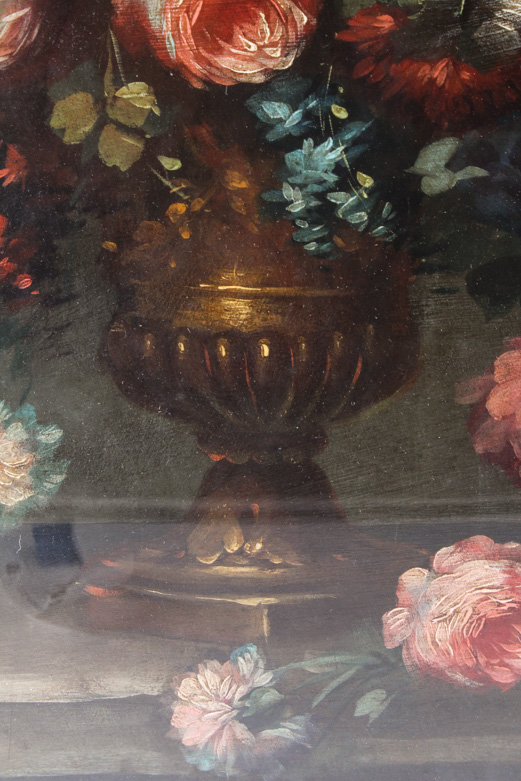 Antique Dutch-Style Floral Still Life Oil Painting in Carved Gilt Wood Frame