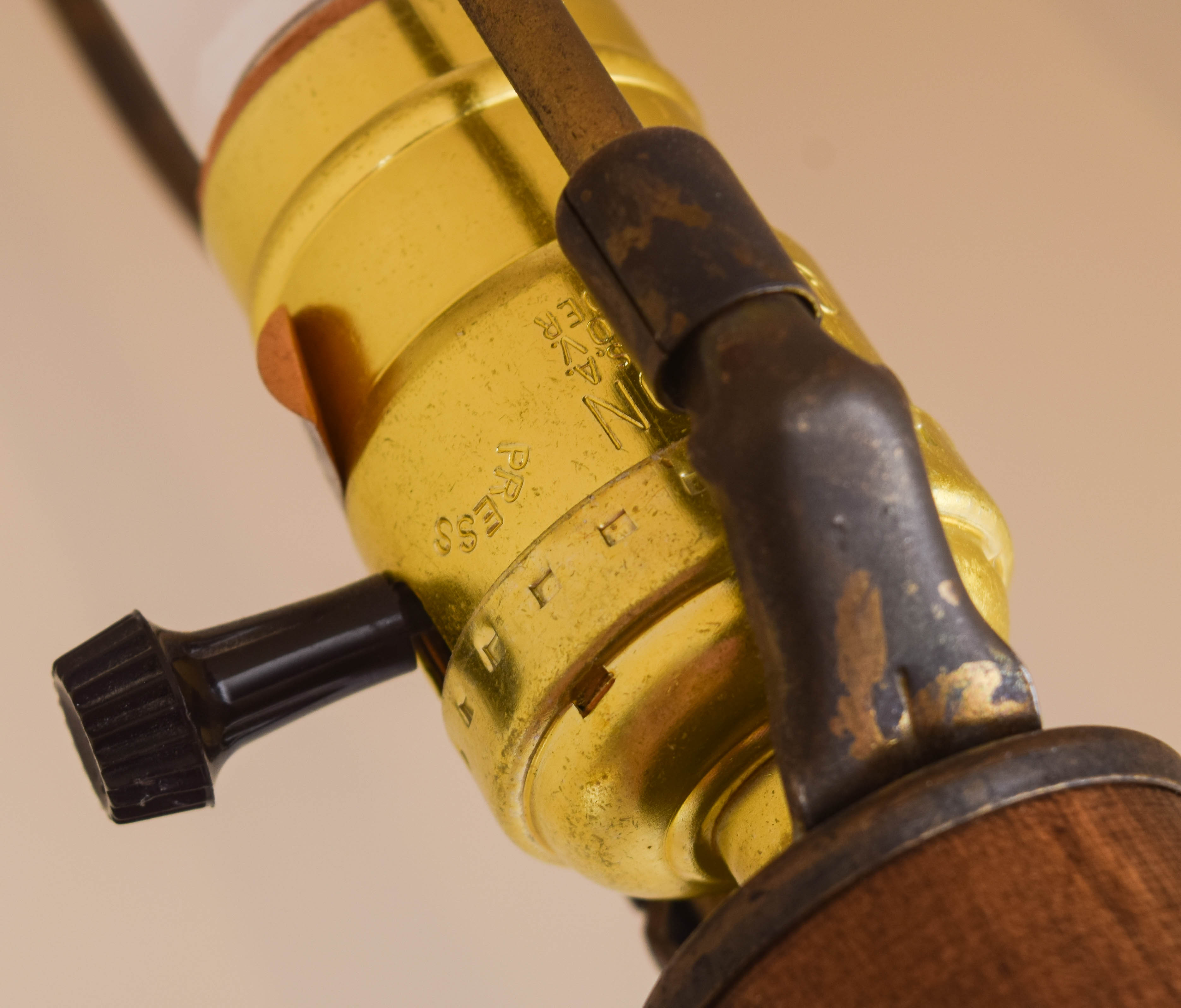 Vintage Ceramic Ginger Jar Table Lamp