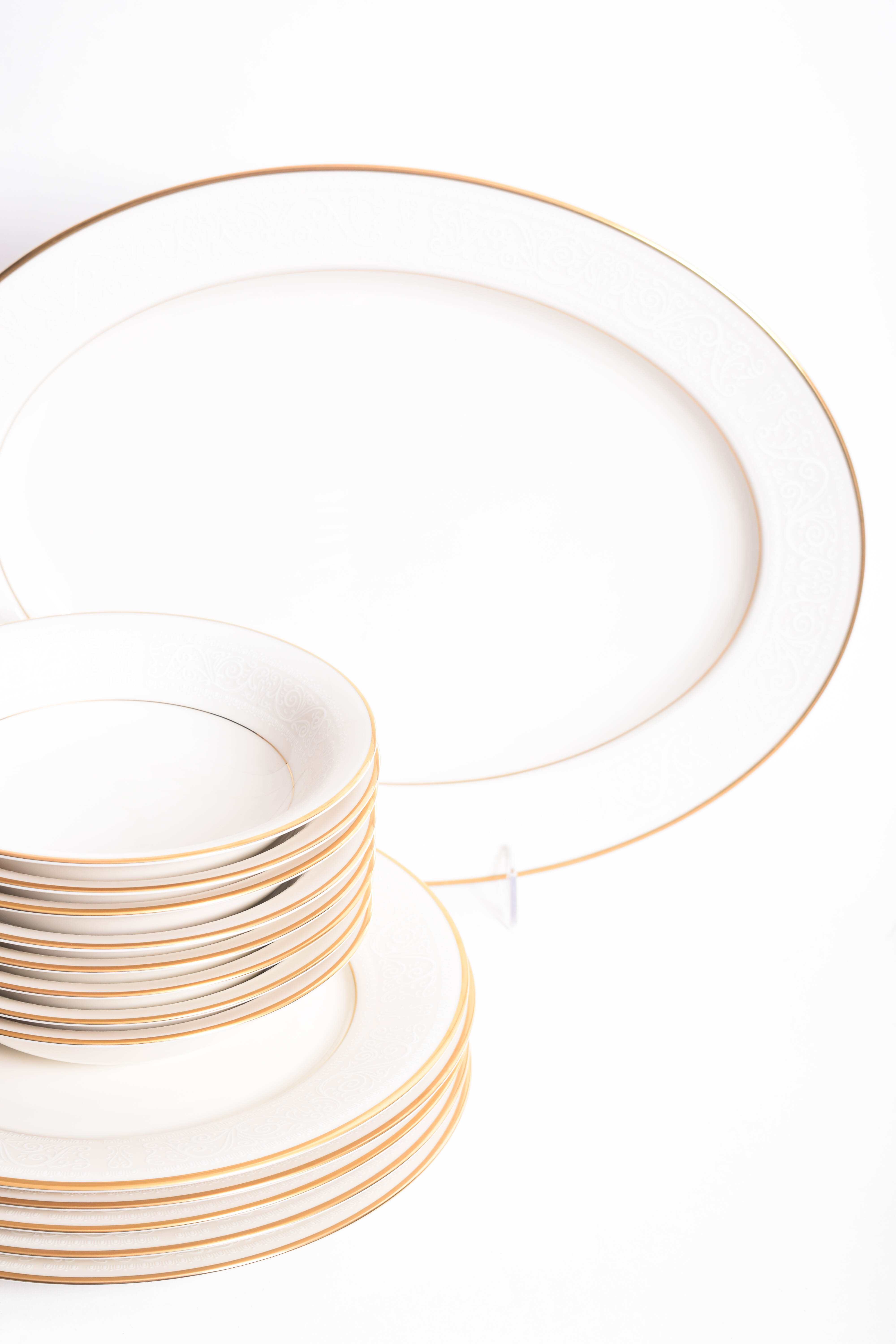 Noritake "Tulane" Ivory China Dinner Service for Eight