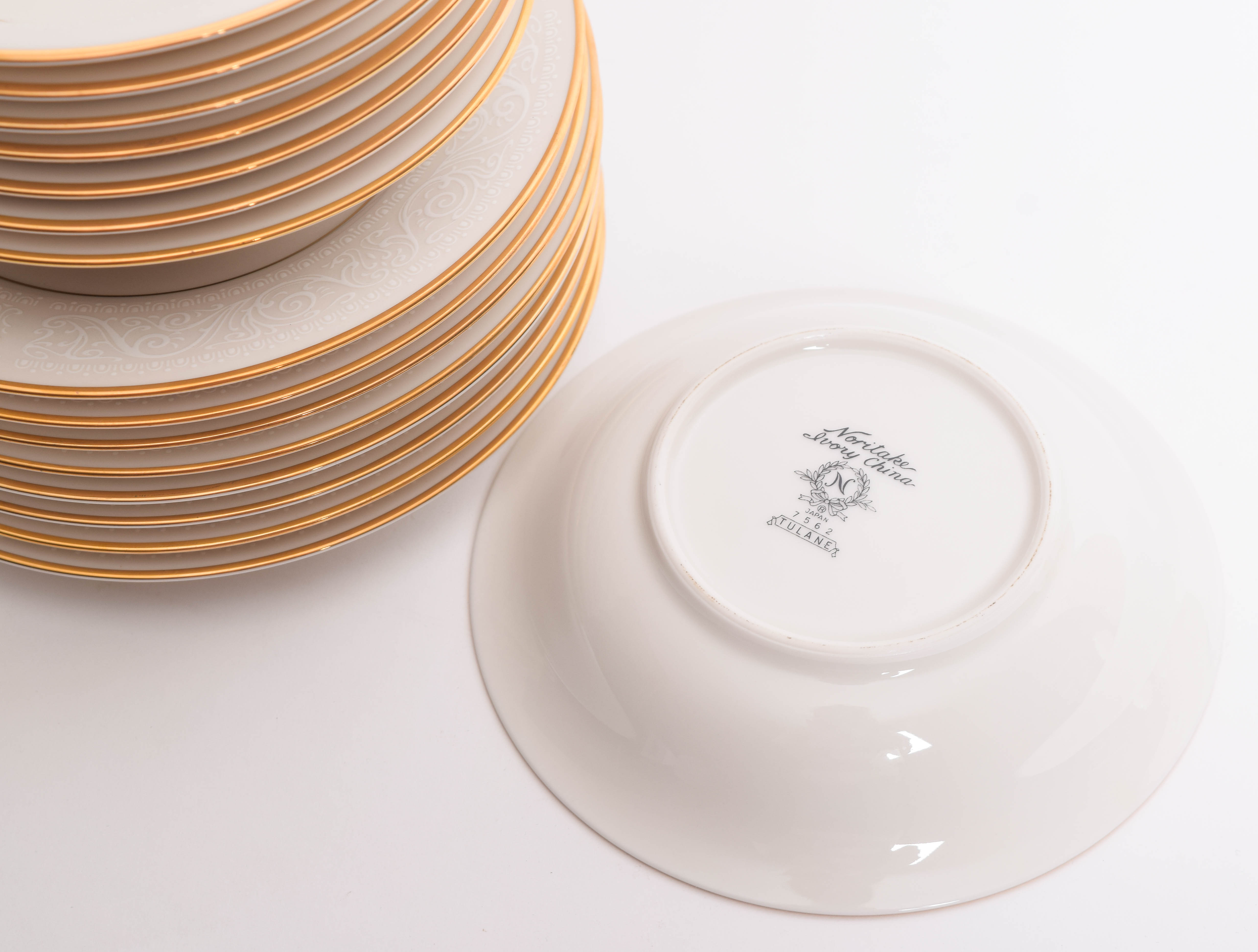 Noritake "Tulane" Ivory China Dinner Service for Eight