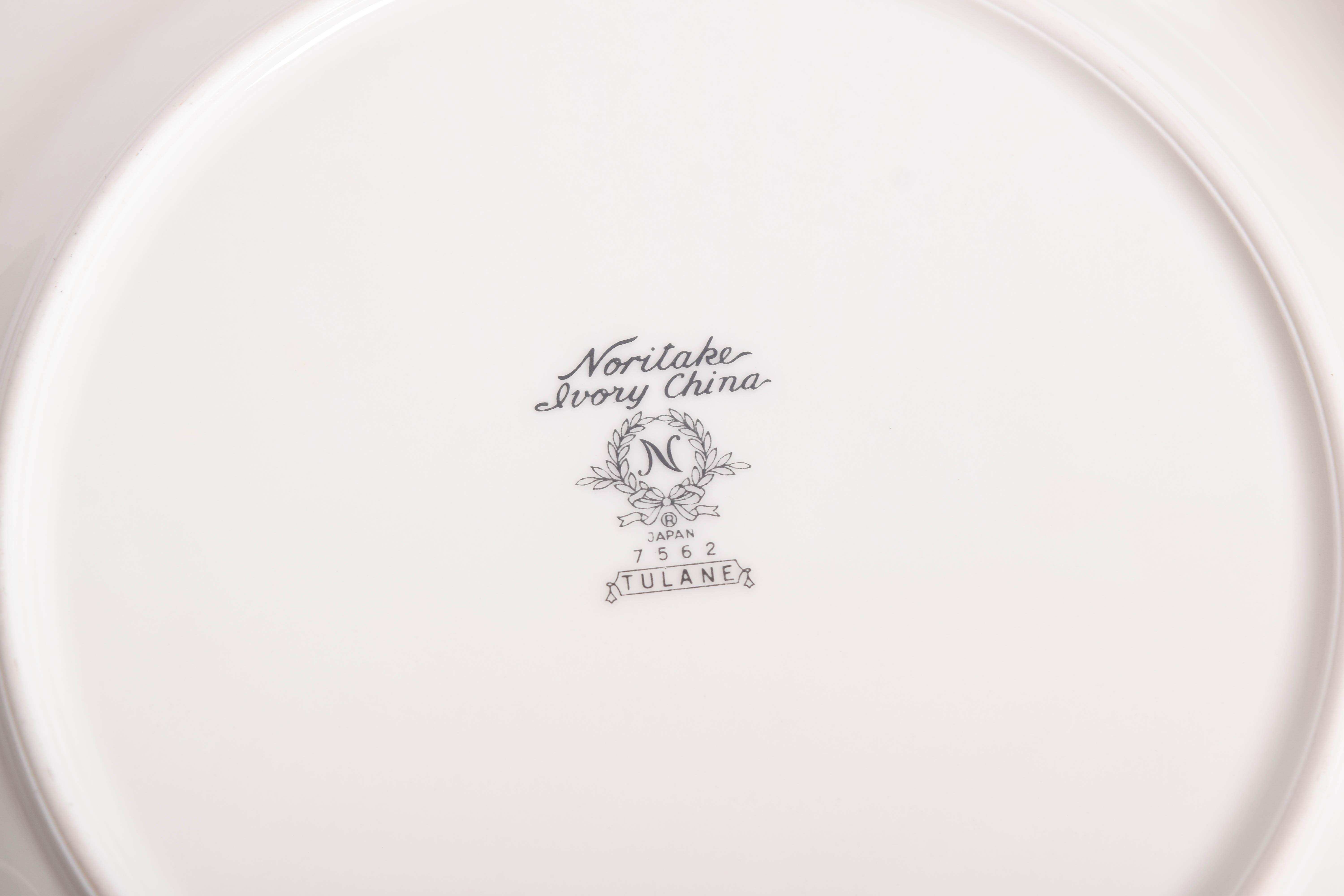 Noritake "Tulane" Ivory China Dinner Service for Eight