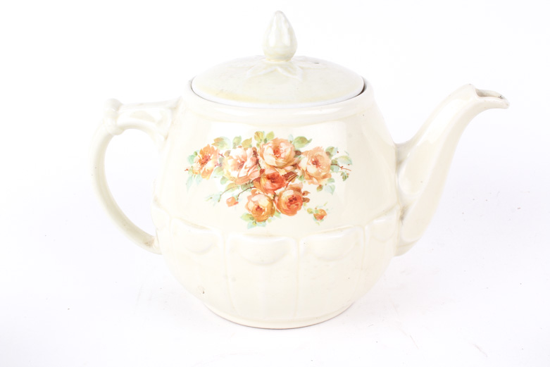 Collection of Vintage Teapots including Enterprise Aluminum Company