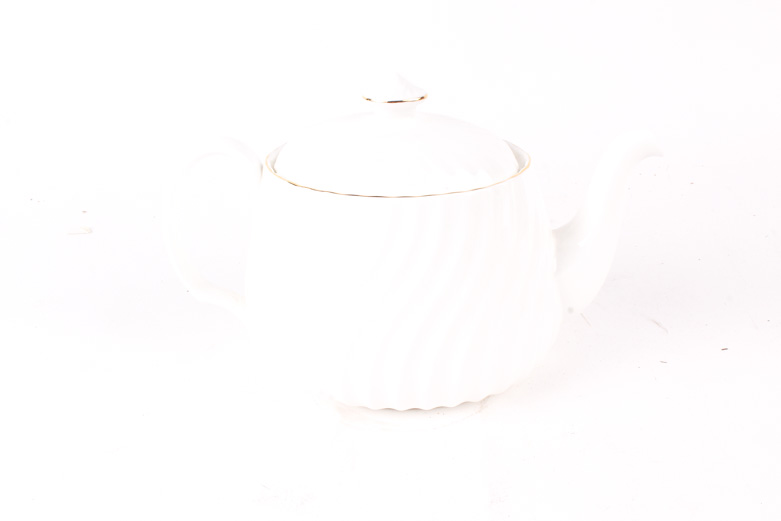 Collection of Vintage Teapots including Enterprise Aluminum Company