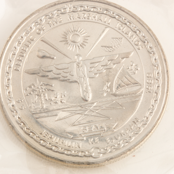 1971 Silver Apollo 14 Mini Coin and 1988 Discovery $5 Dollar Coin