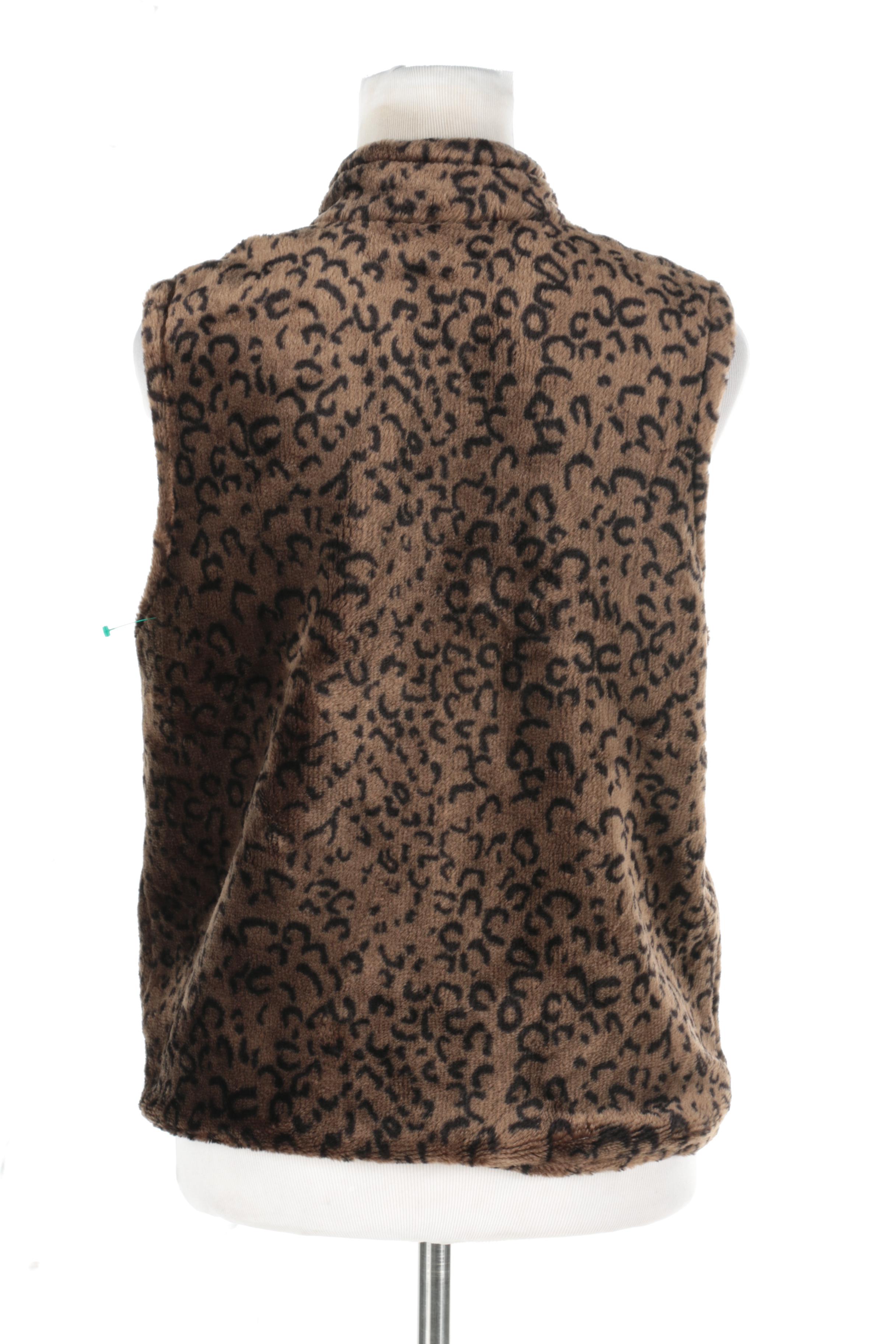 Women's Faux Fur Vest and Cape Collar