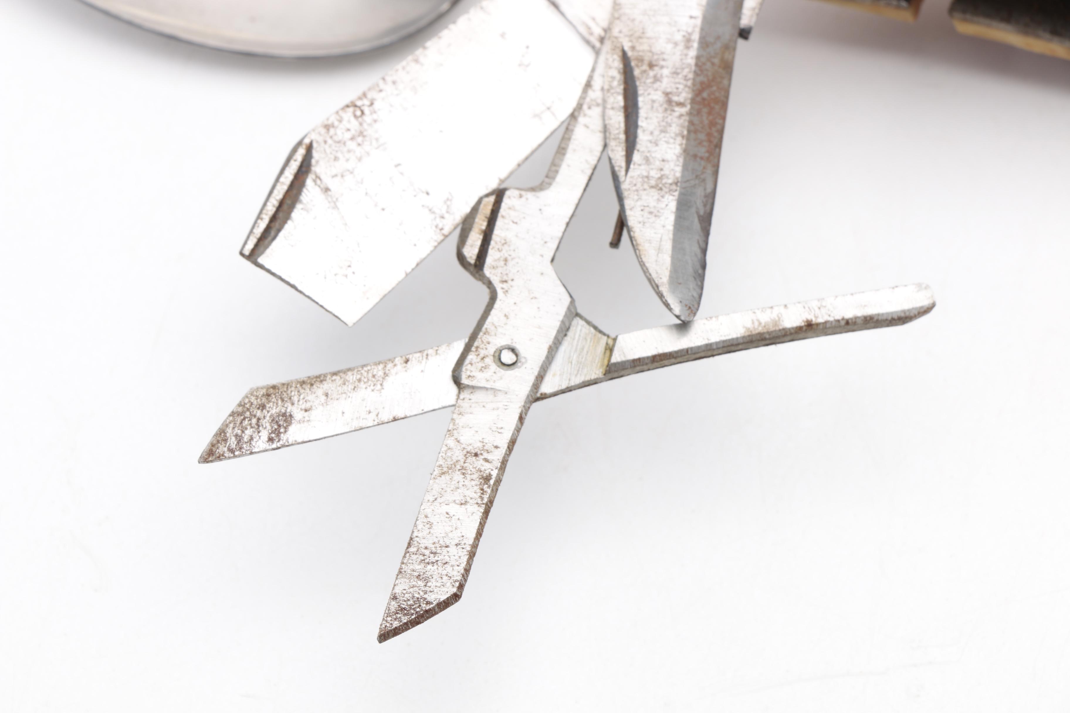 Collection of Pocket Multi-Tools