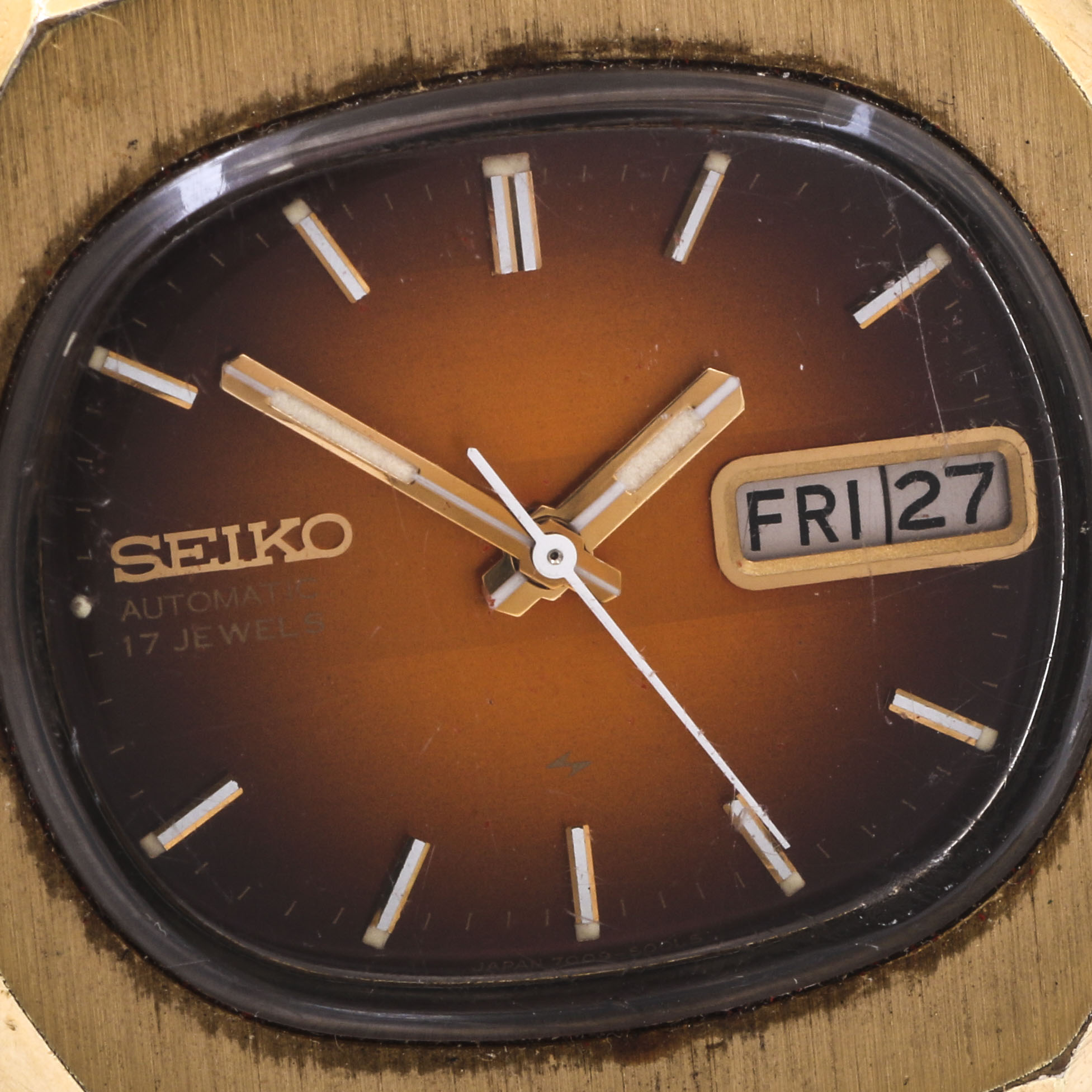 Assortment of Titanium, Steel and Gold Tone Seiko and Kenneth Cole Watches