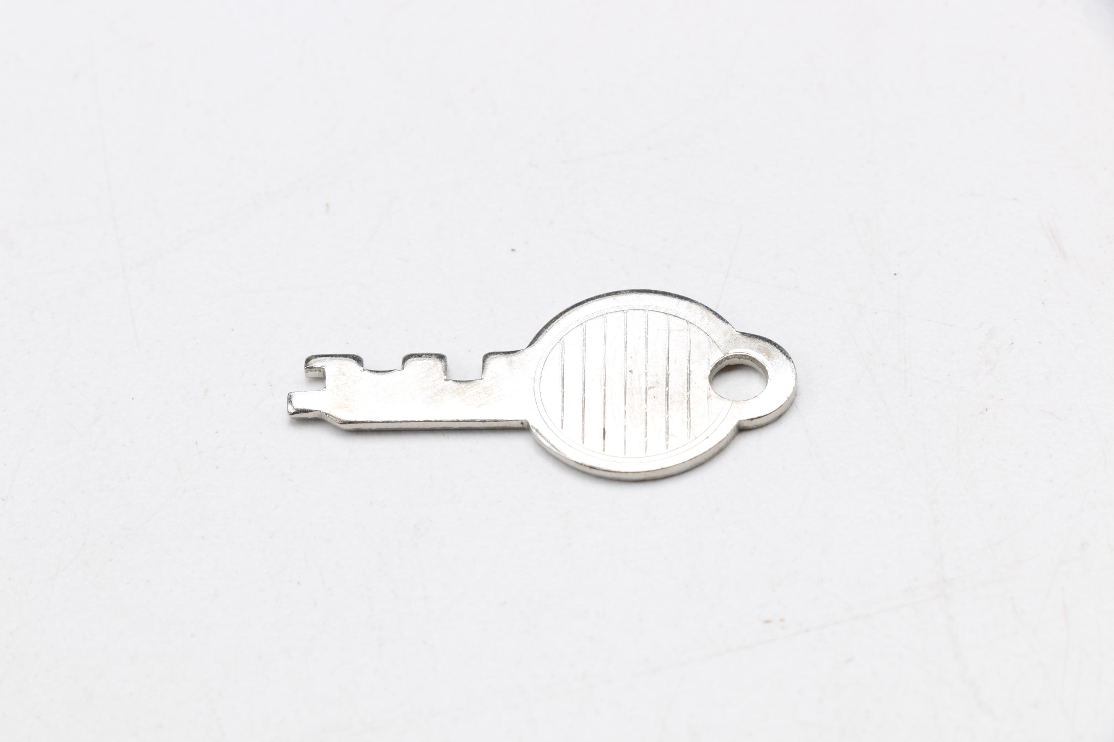 Ever-Wear "The Original Trav-L-Bar" Kit with Carrying Case